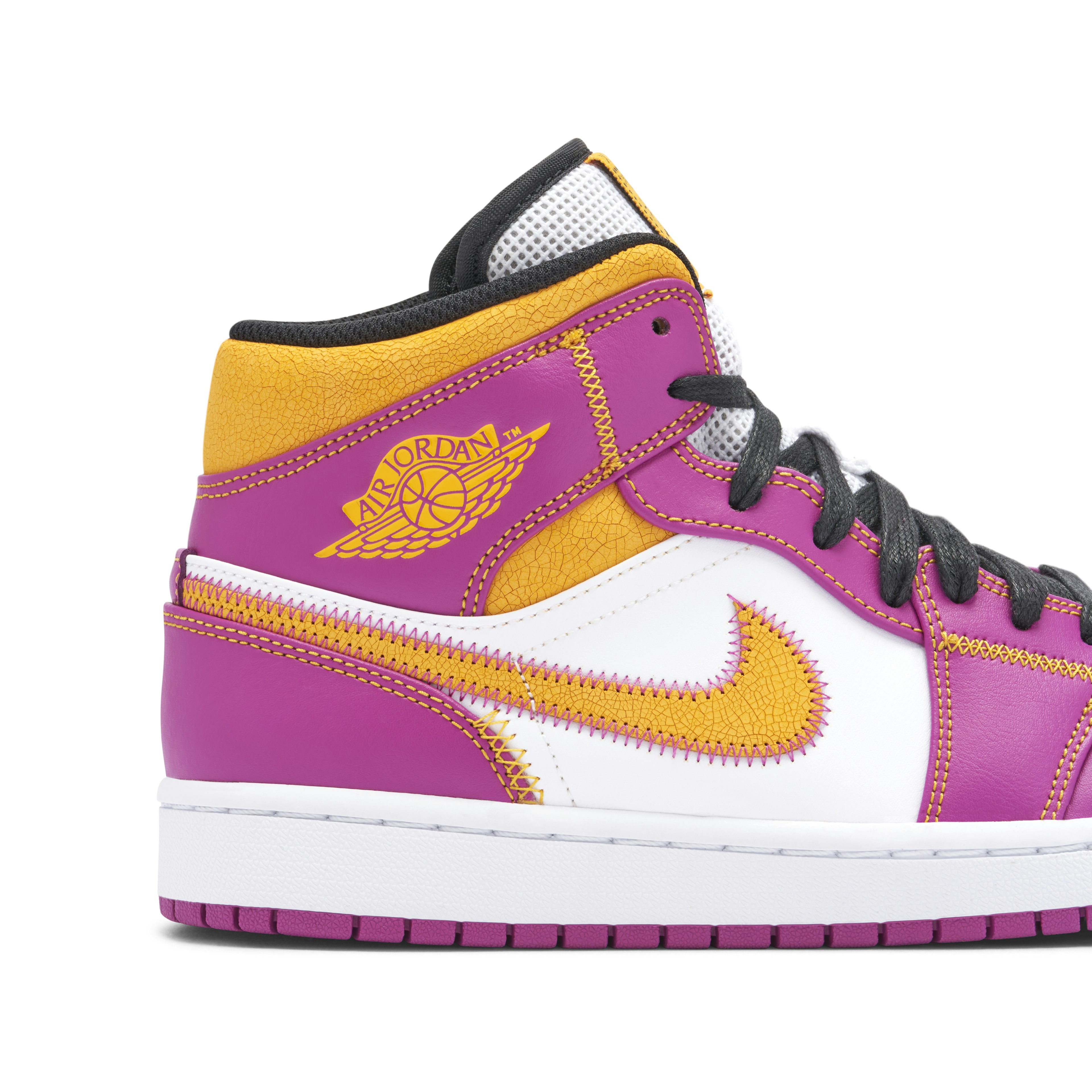 Air Jordan 1 Mid Familia Dia De Los Muertos