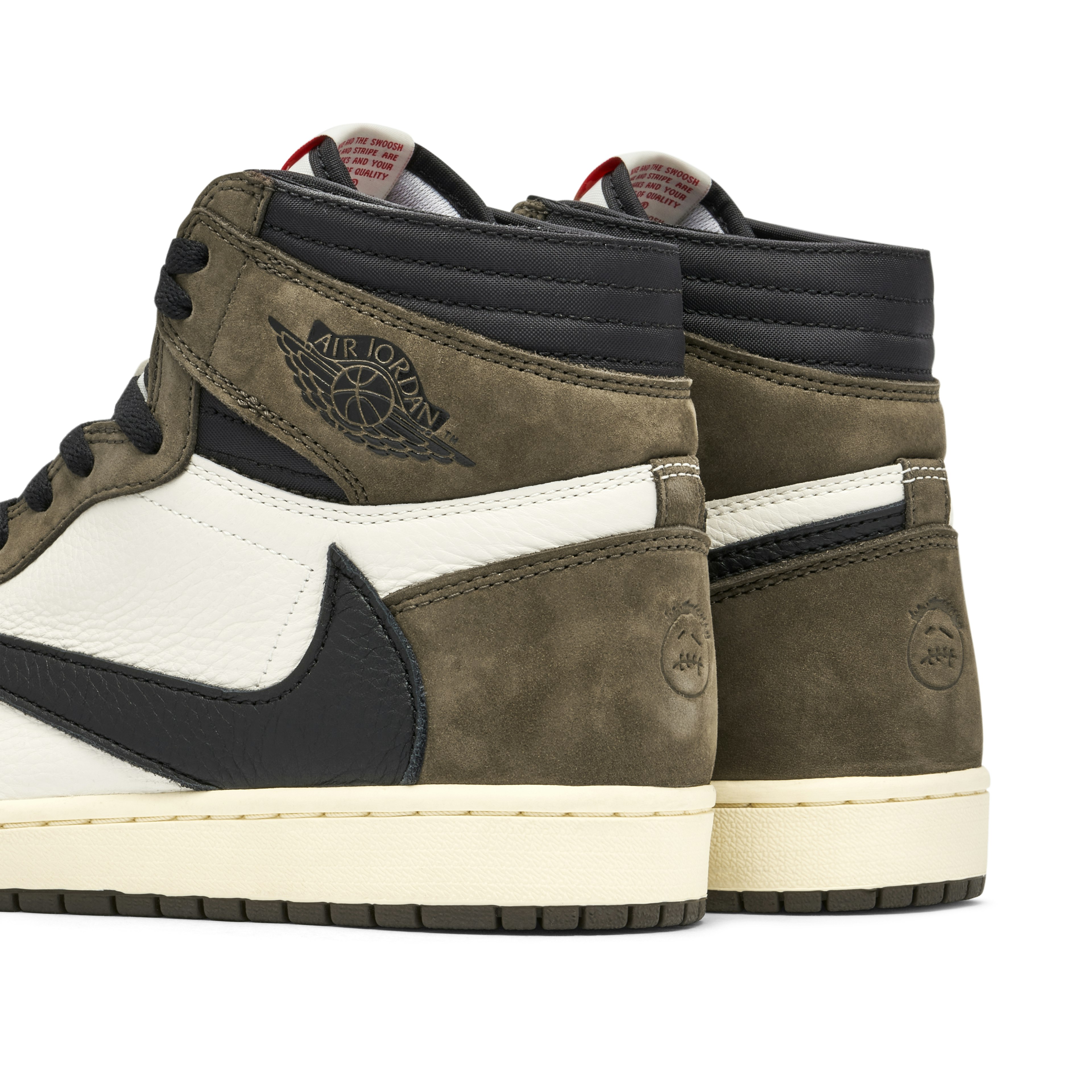 Air Jordan 1 Retro High OG x Travis Scott Mocha