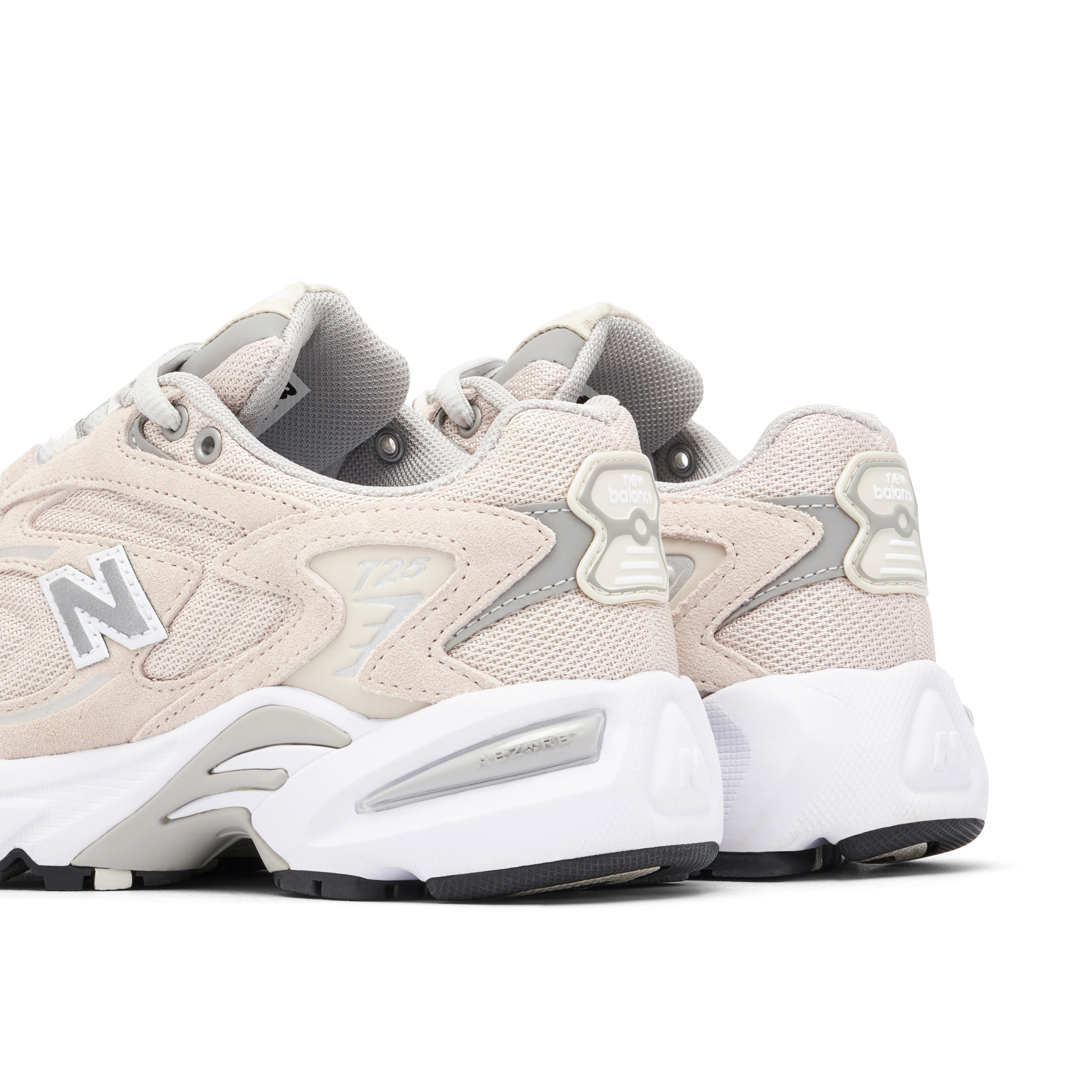 New Balance 725 Beige