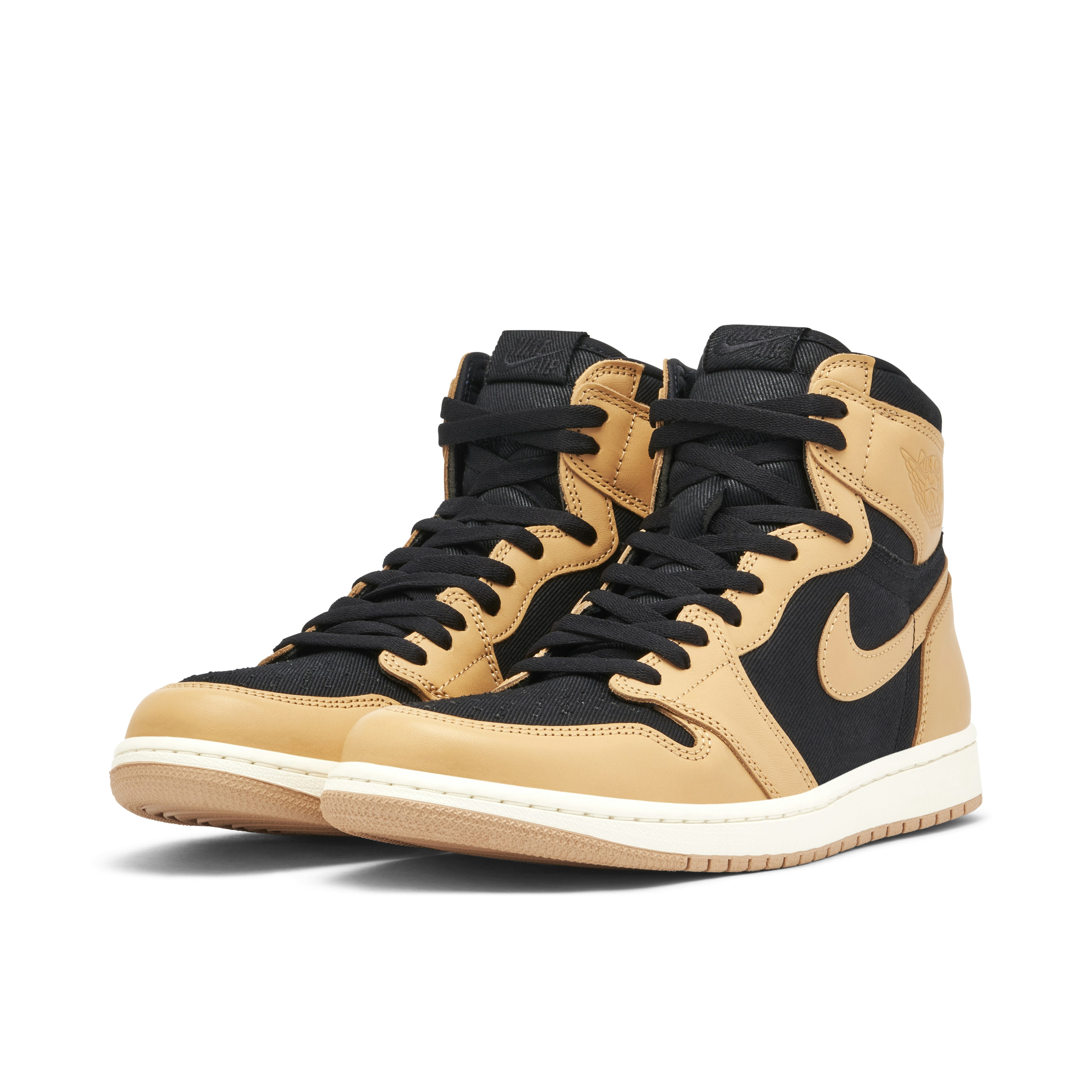 Air Jordan 1 Retro High Heirloom