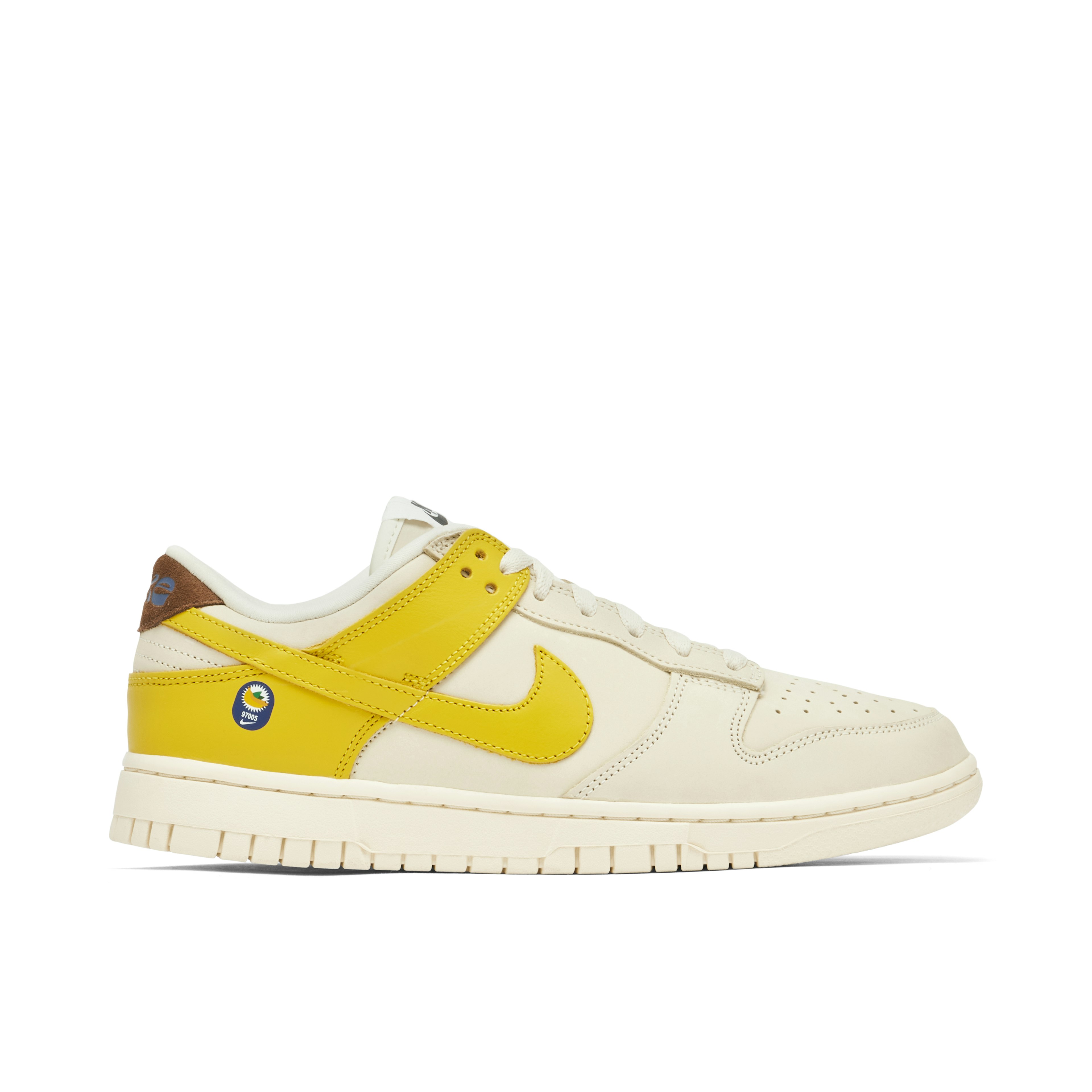 Nike Dunk Low LX Banana Femme