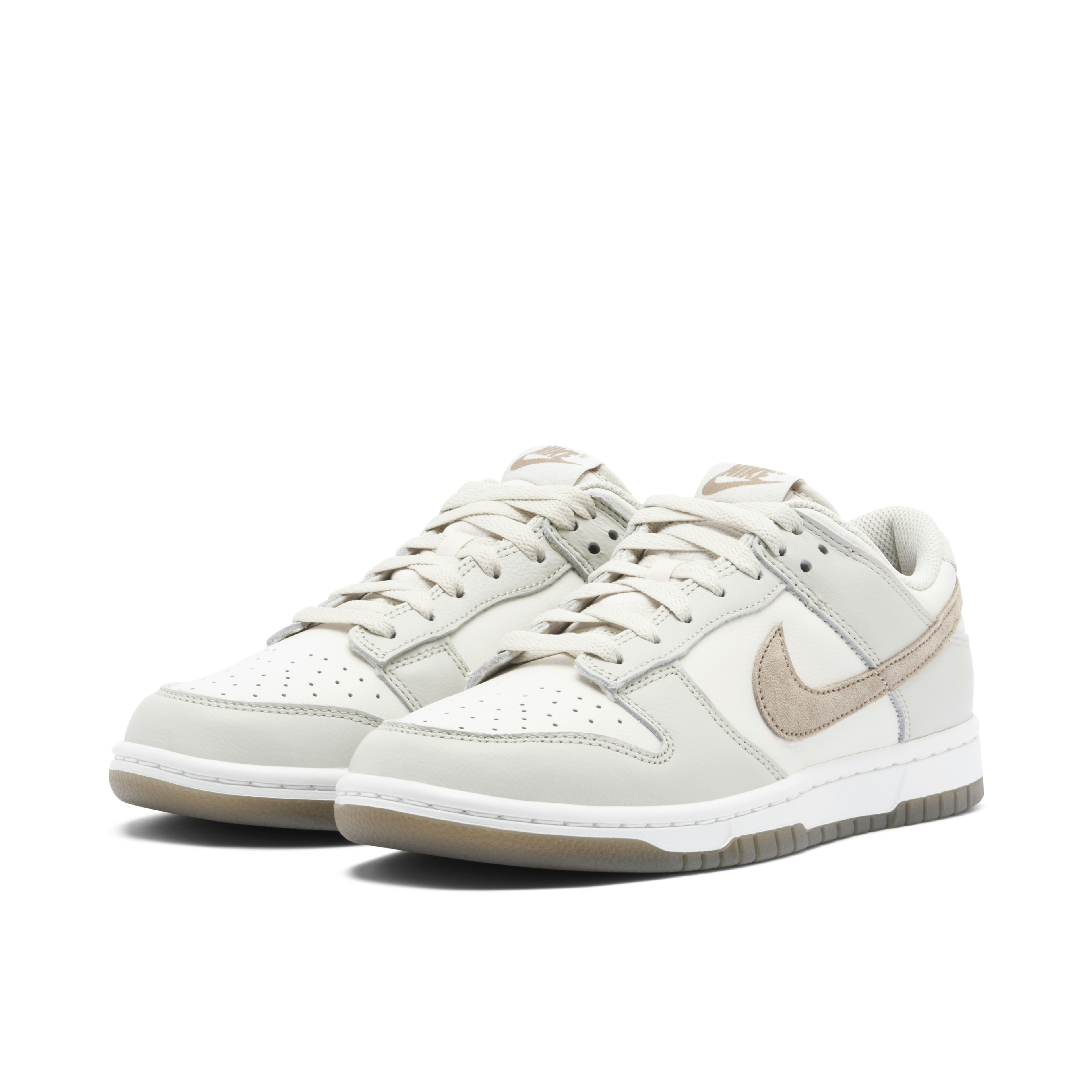 Nike Dunk Low SE Phantom Khaki