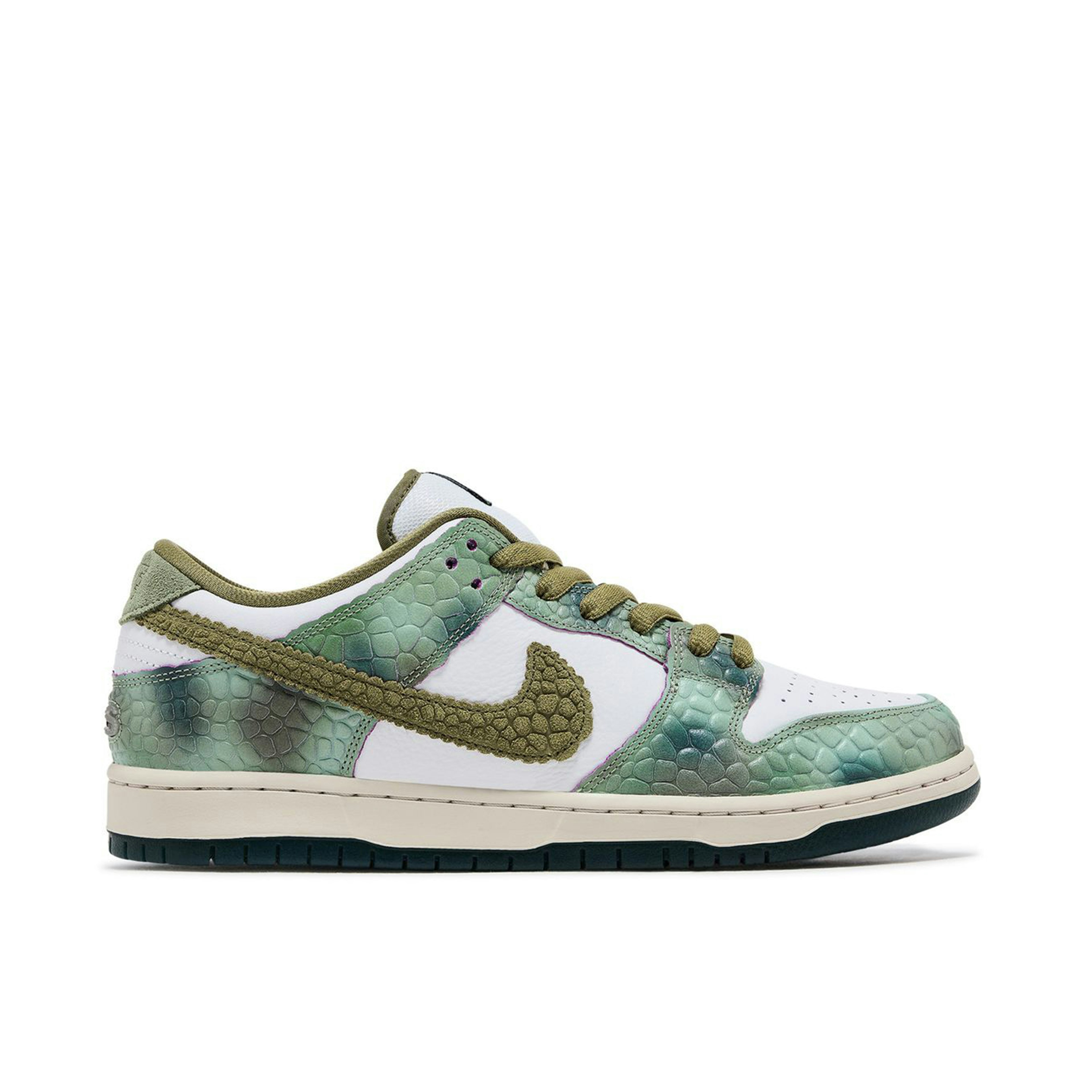 Nike SB Dunk Low Alexis Sablone Chameleon