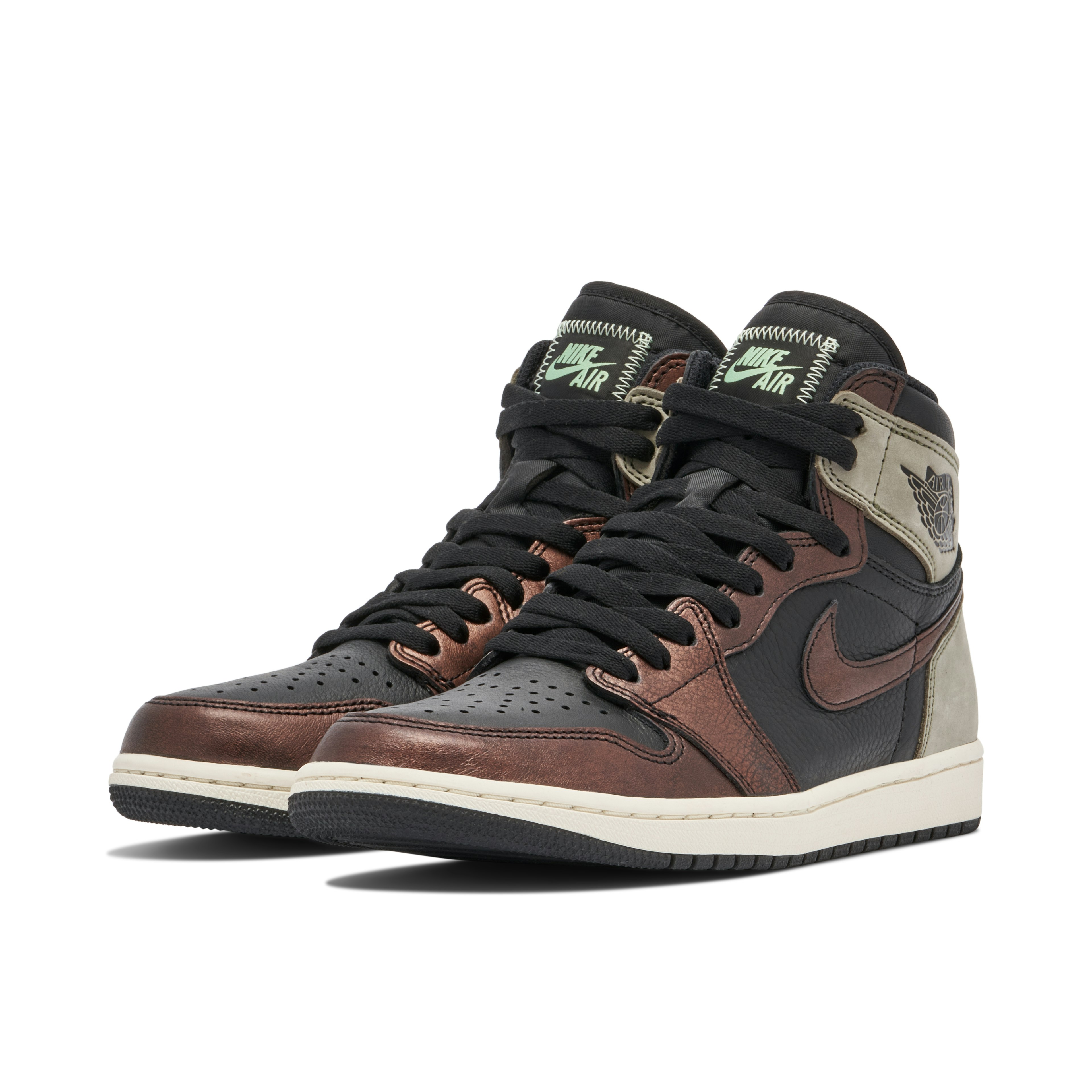 Air Jordan 1 Retro High OG Patina