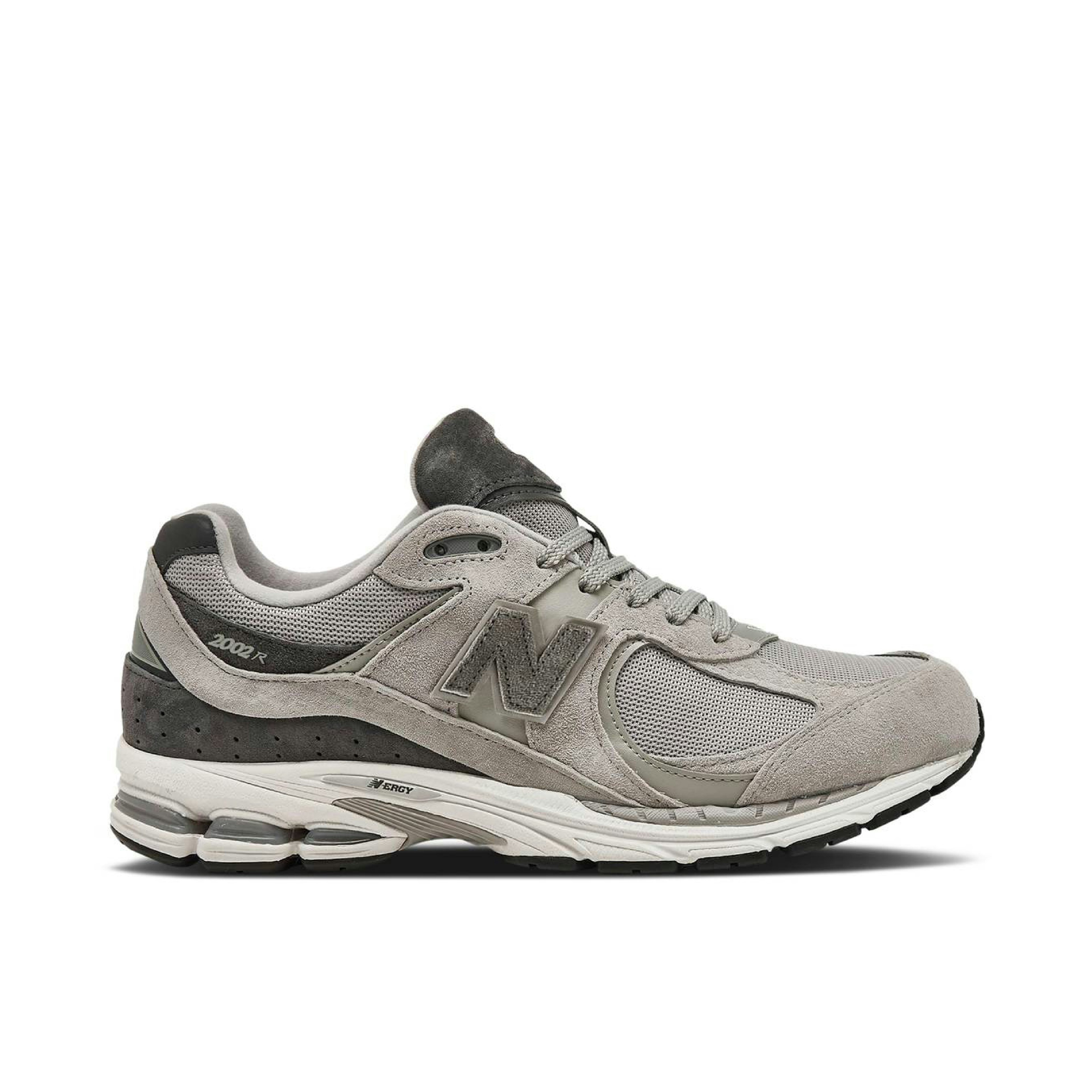 New Balance 2002R Light Dark Grey