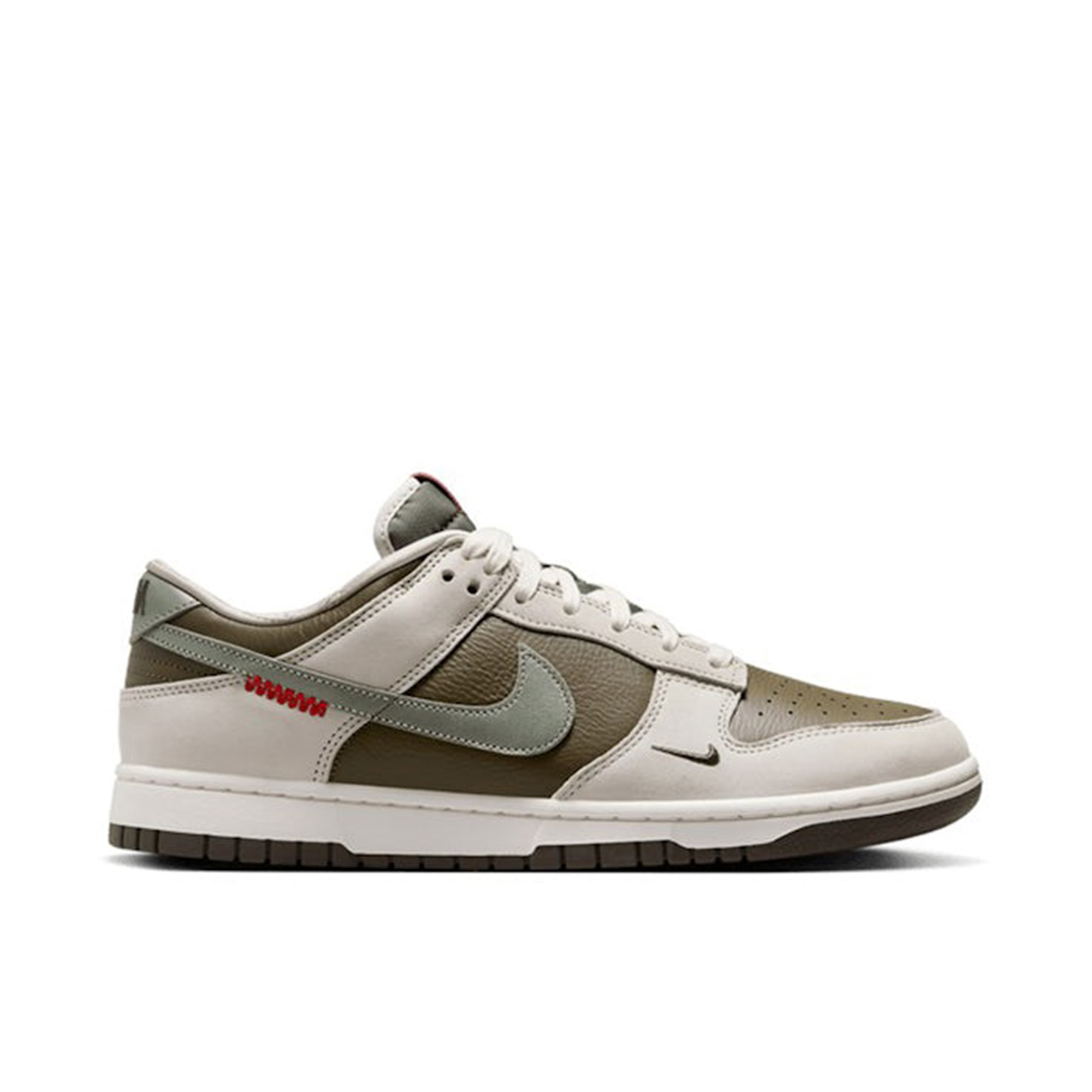 nike-dunk-low-retro-year-of-the-snake-2025-hv5980-231-laced