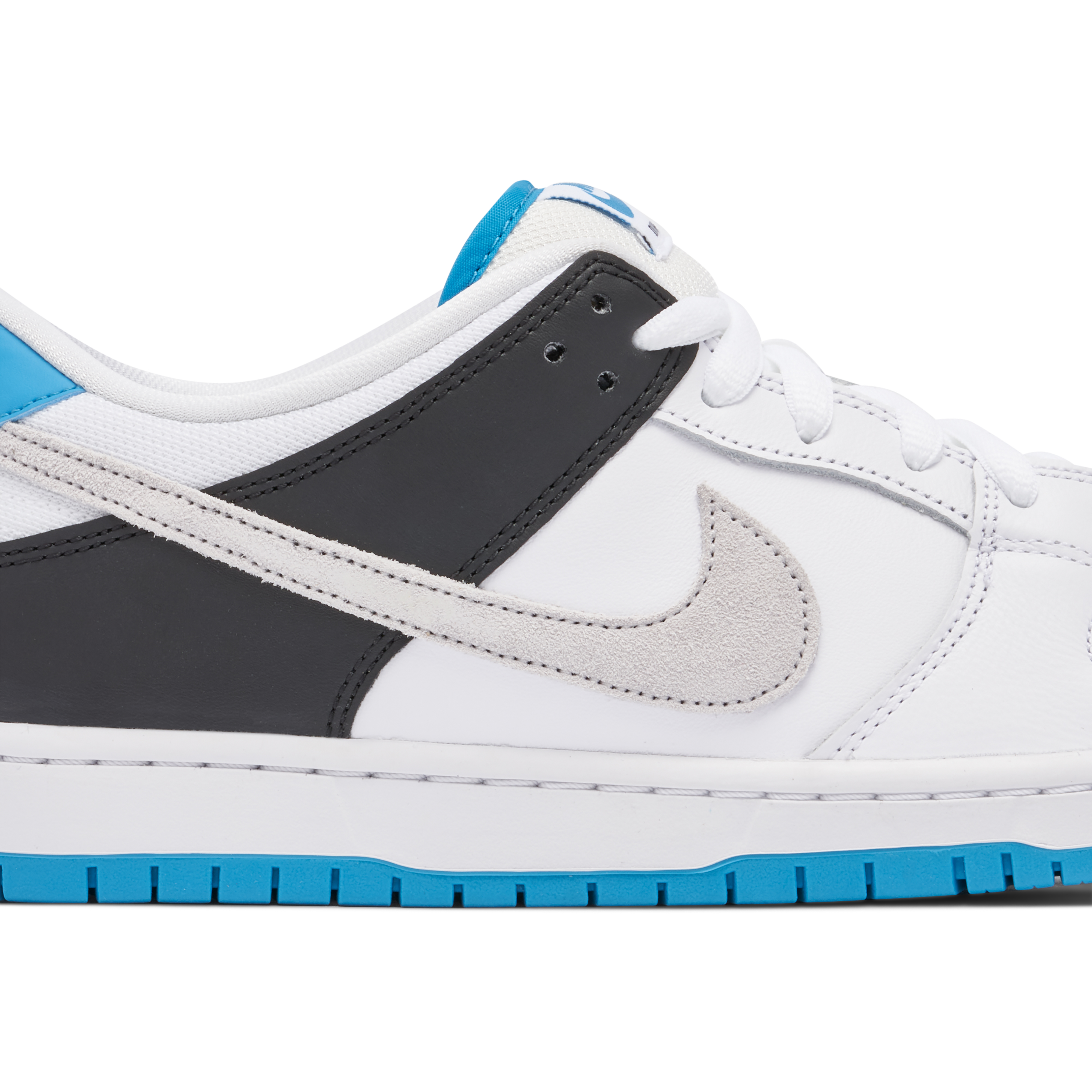 Dunk low “Laser Blue” 2024