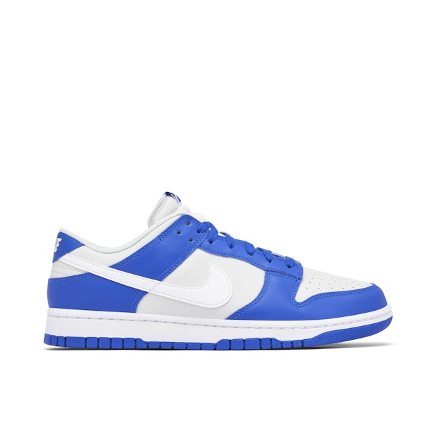 low dunks blue and white