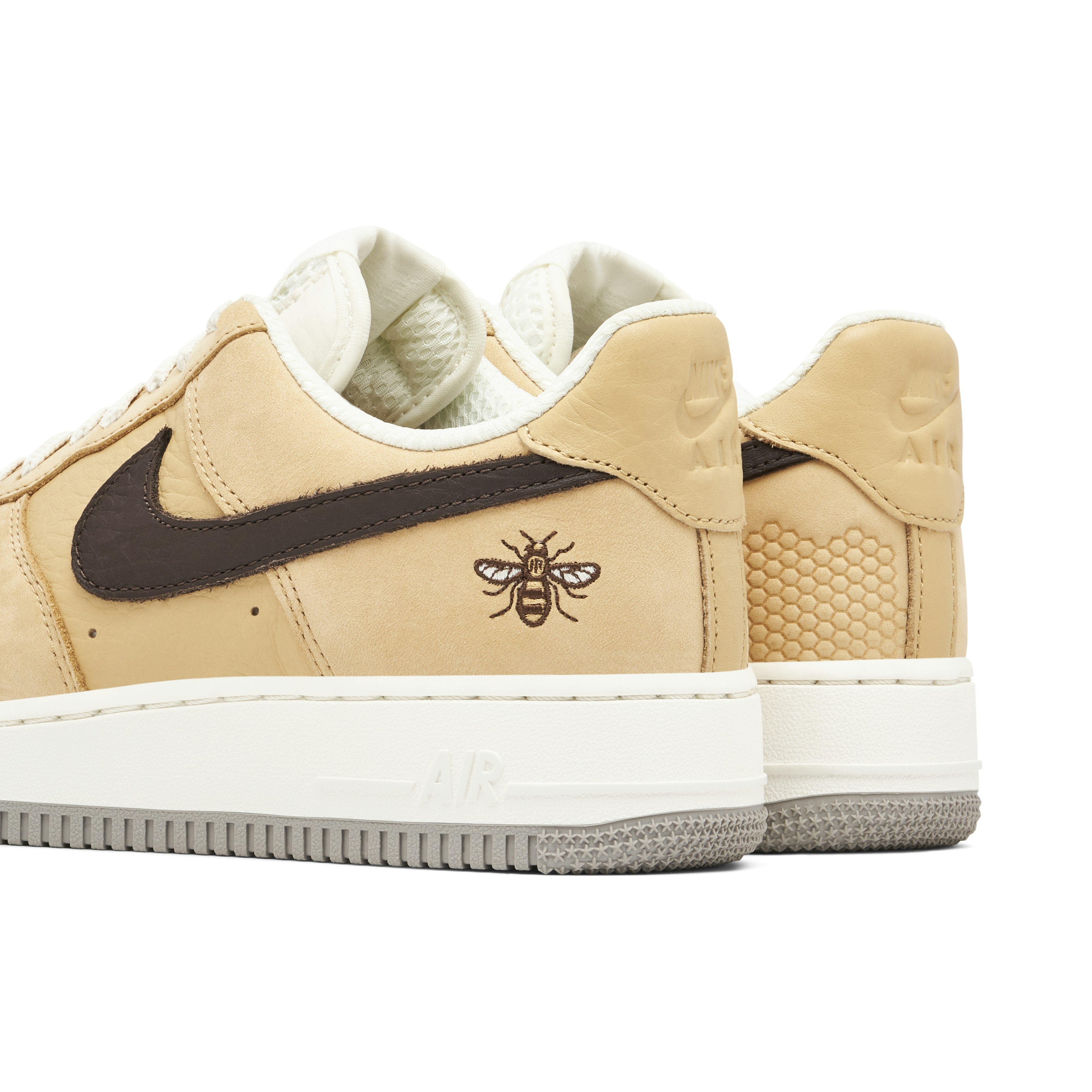 Nike Air Force 1 Manchester Bee