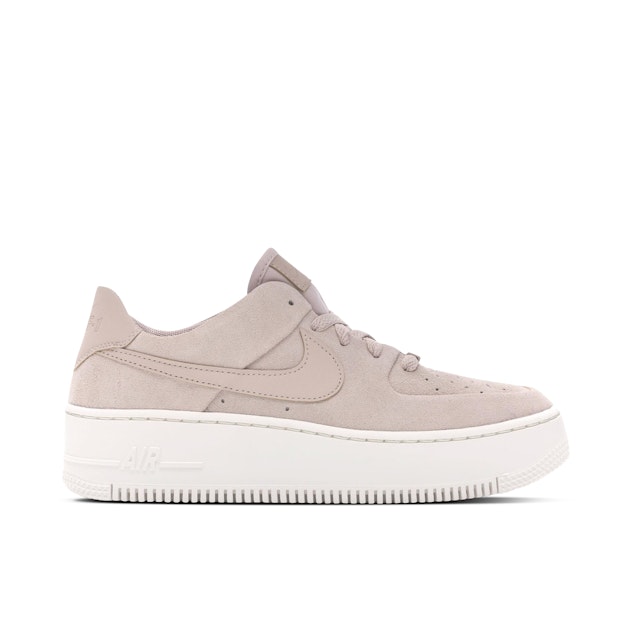 beige sage low af1