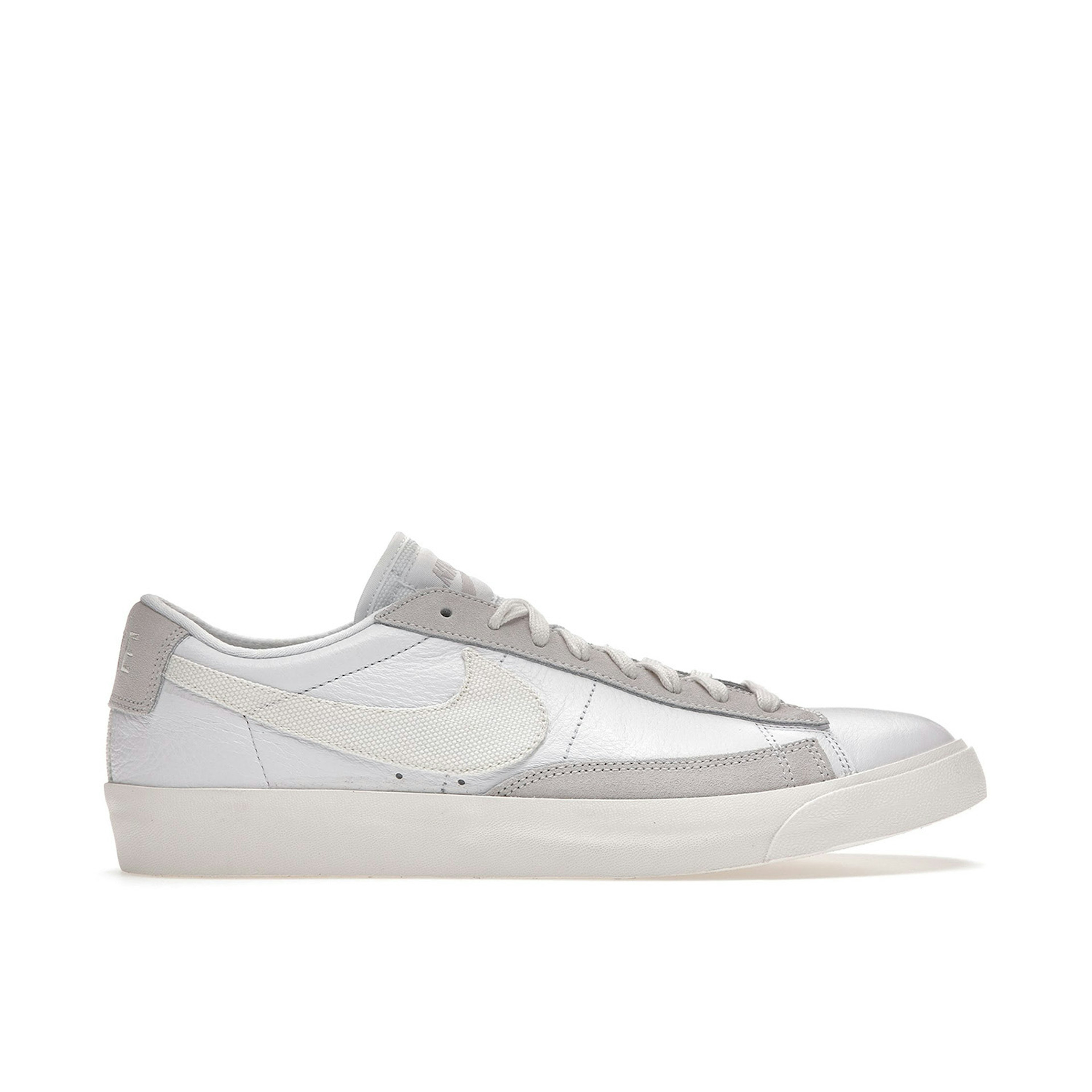 Nike Blazer Low White Sail