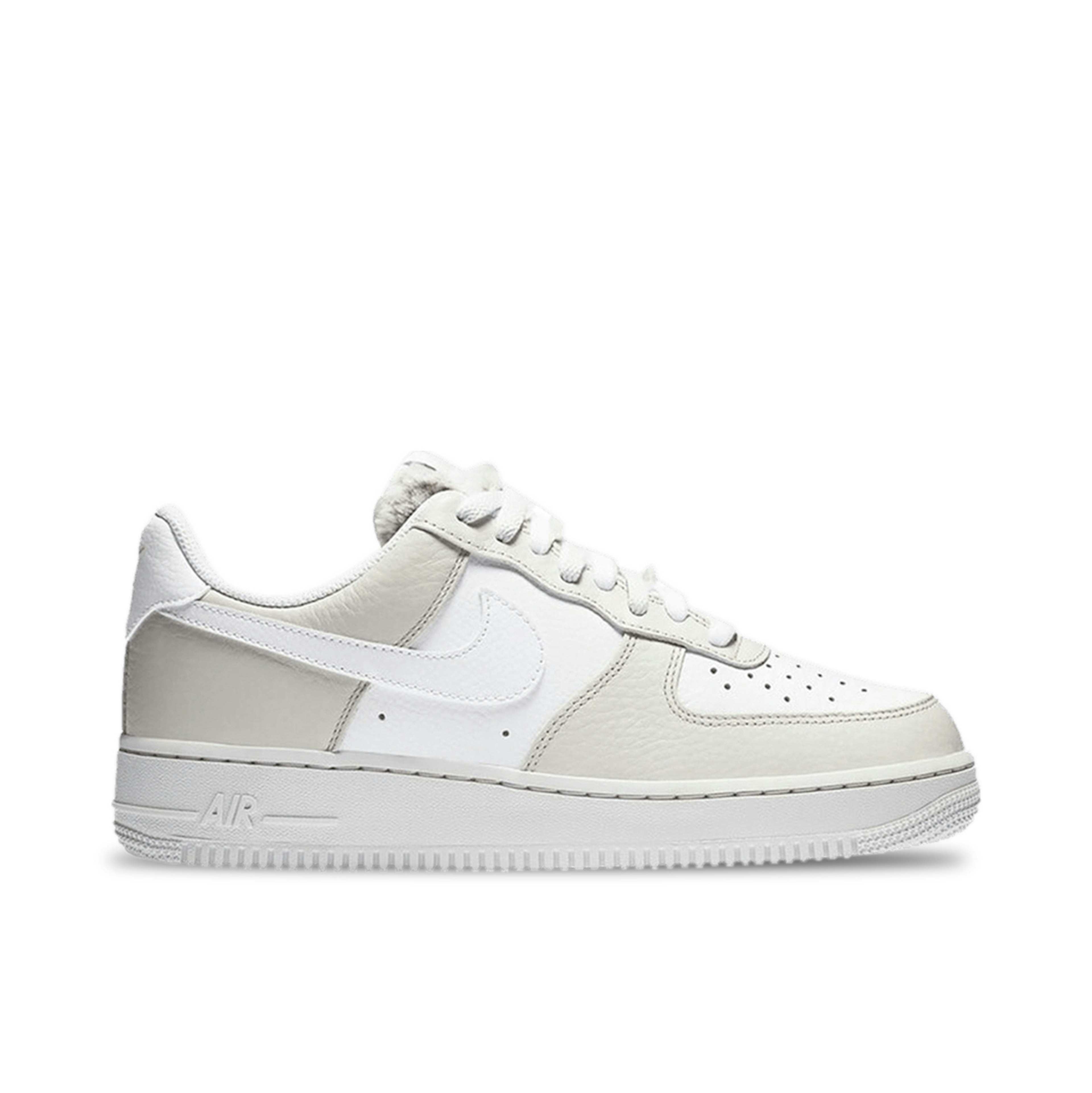 Nike Air Force 1 Light Bone