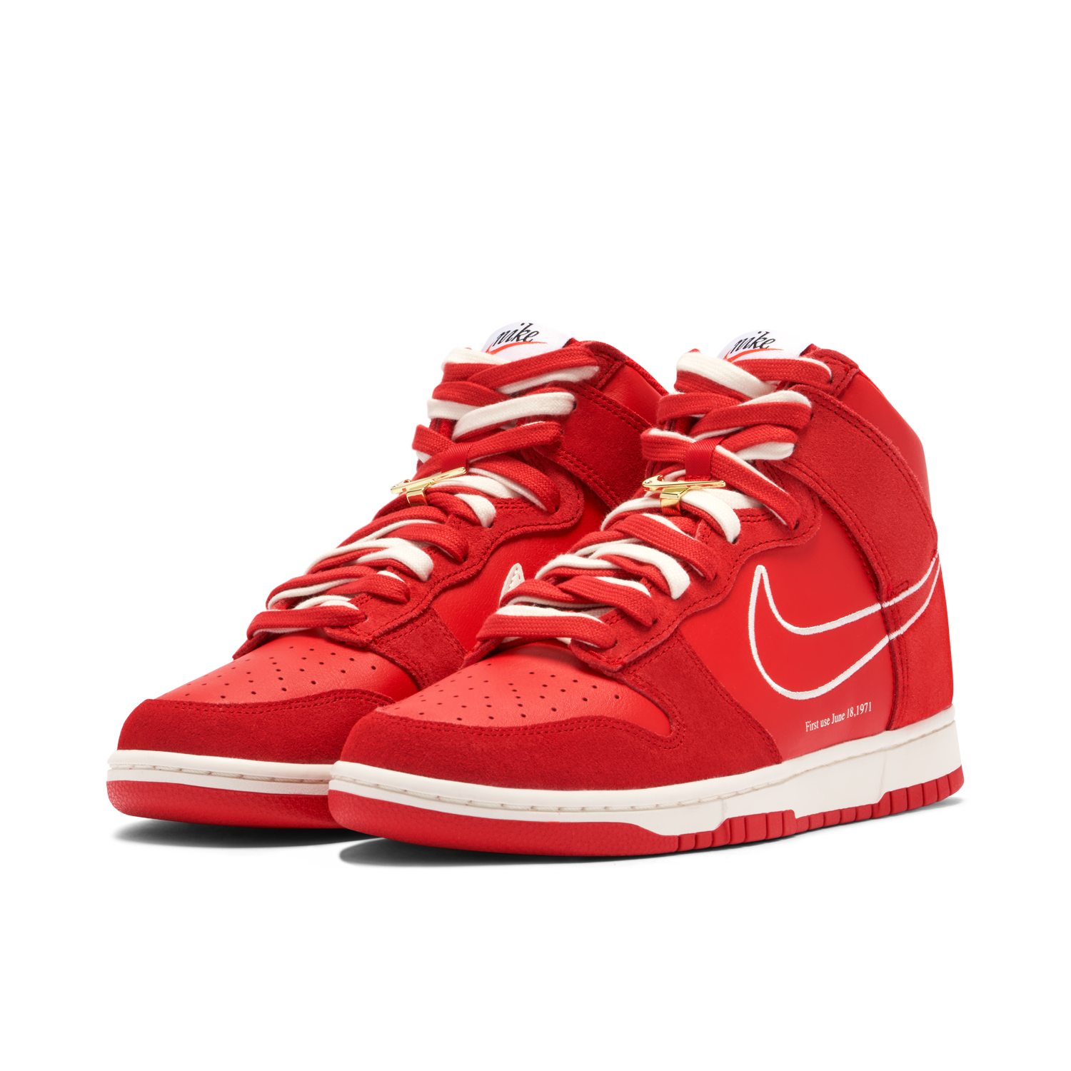 Nike Dunk High SE First Use Pack University Red