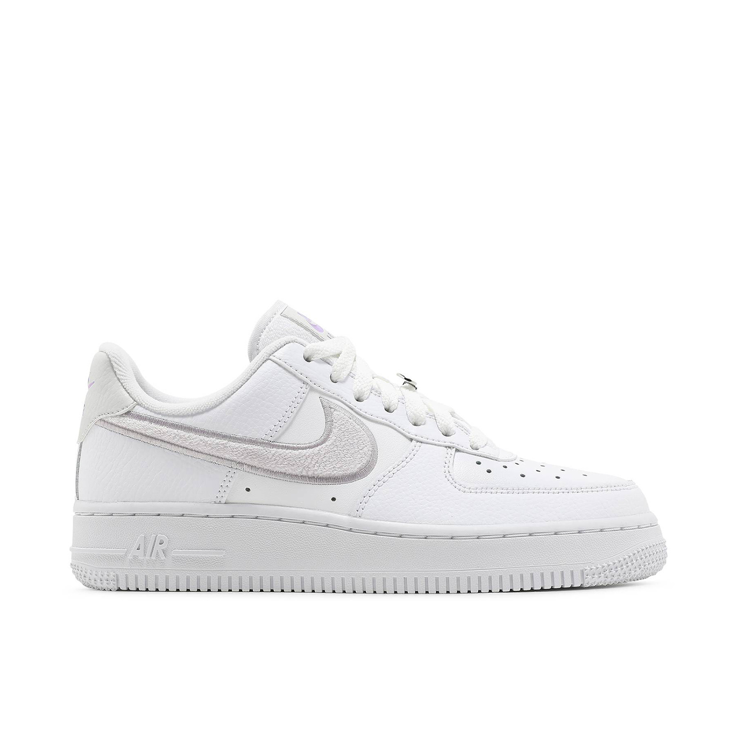 Nike air force 1 low chenille white hotsell
