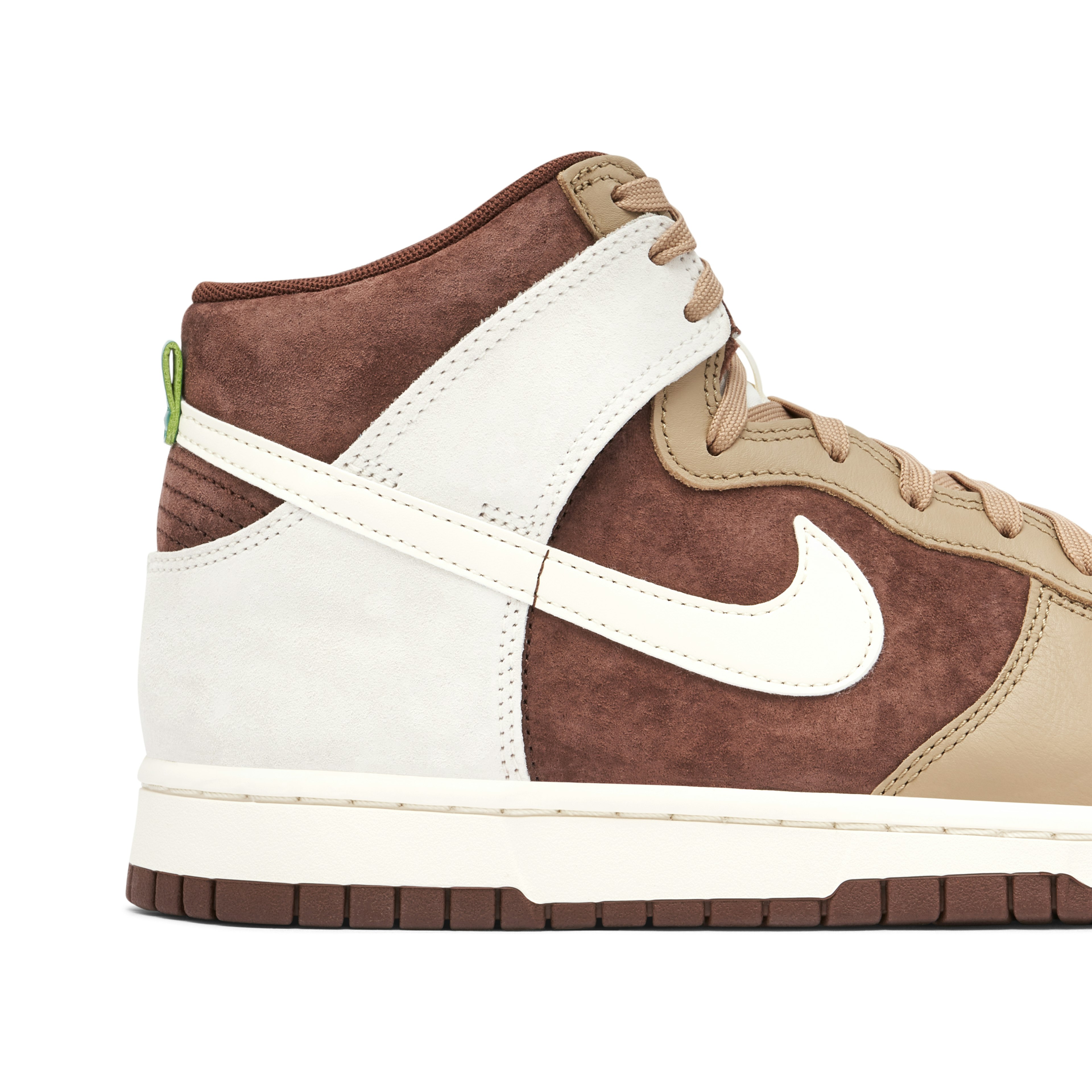 Nike Dunk High Sail Light Chocolate