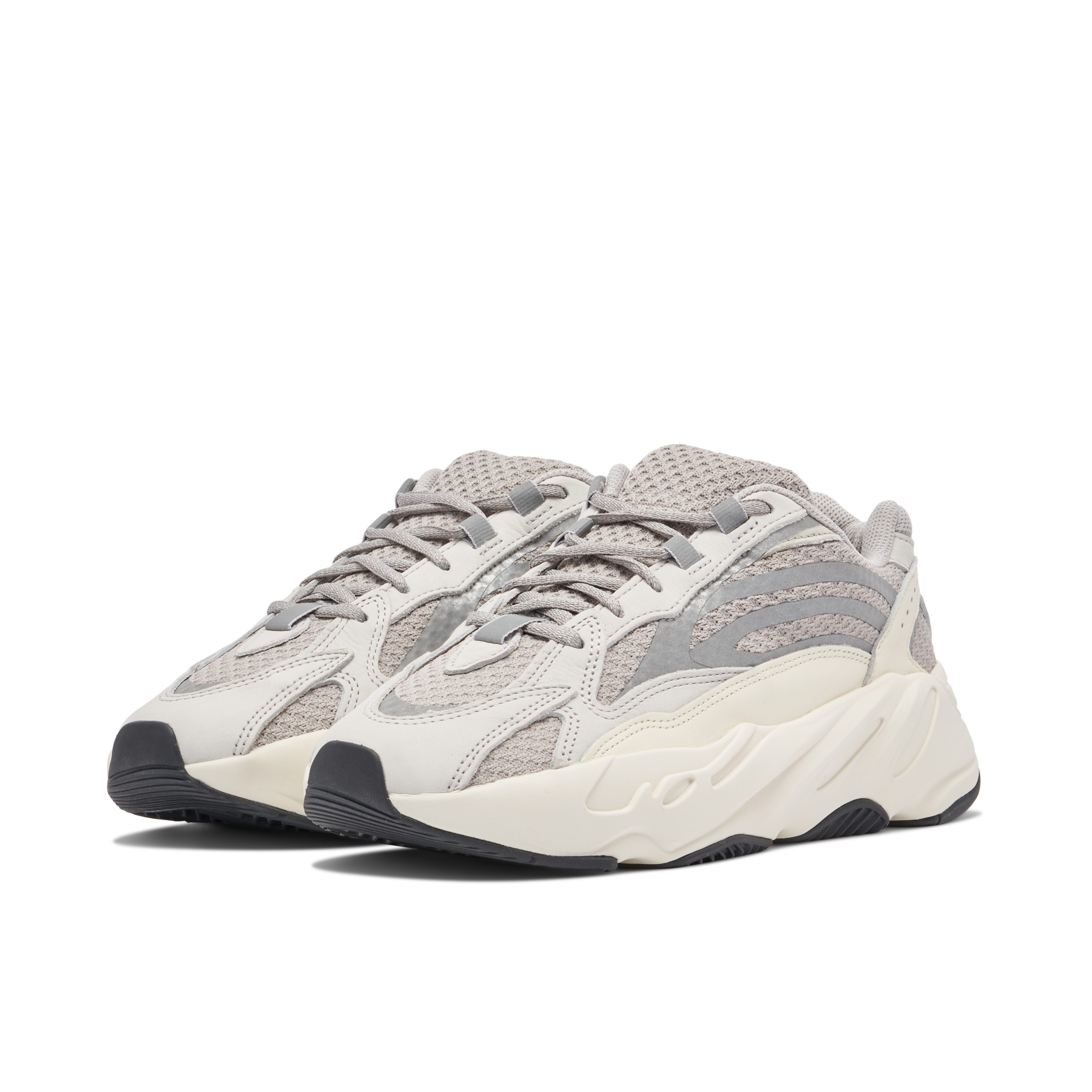 Yeezy fashion static 700