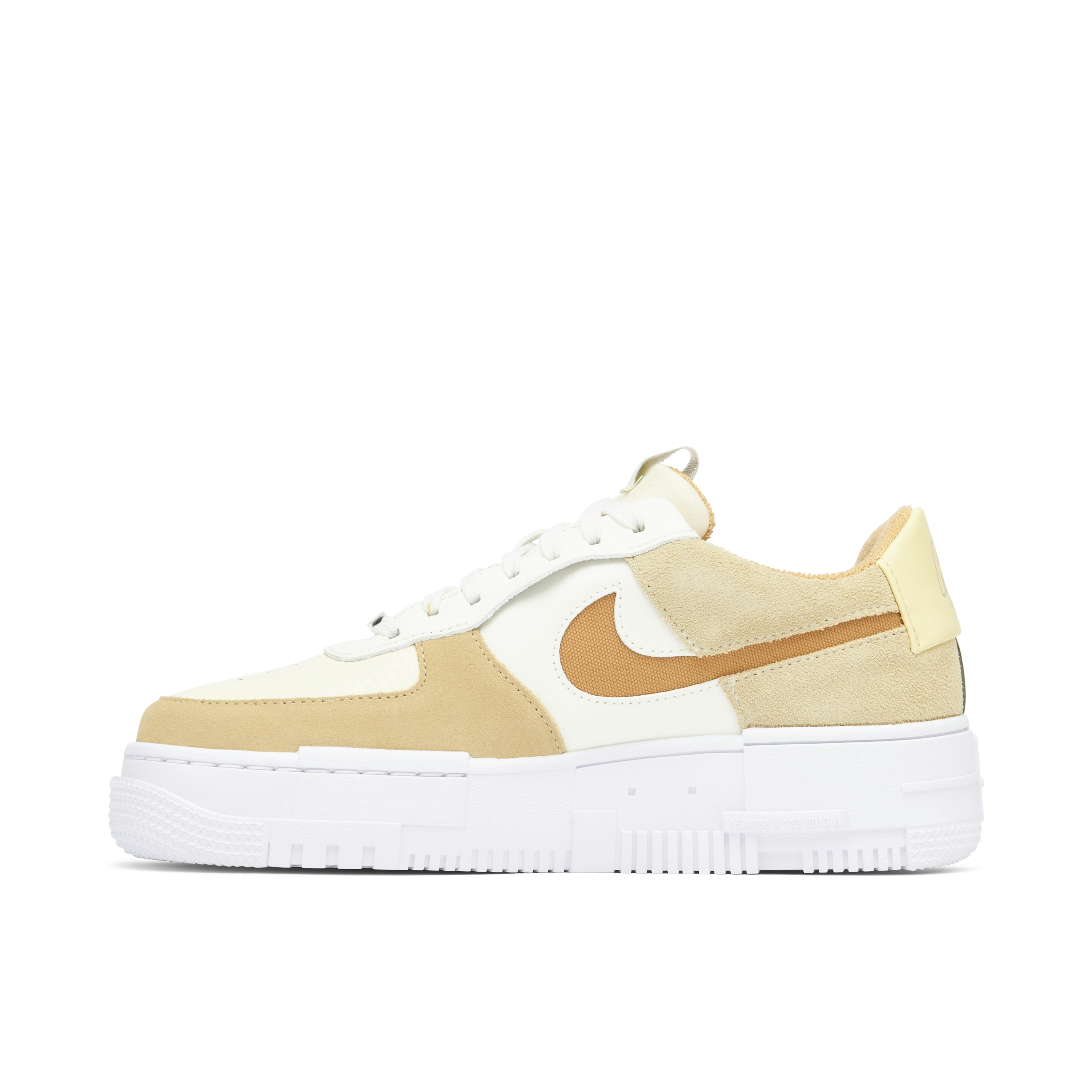 Nike Air Force 1 Low Pixel Sail Coconut Milk Femme