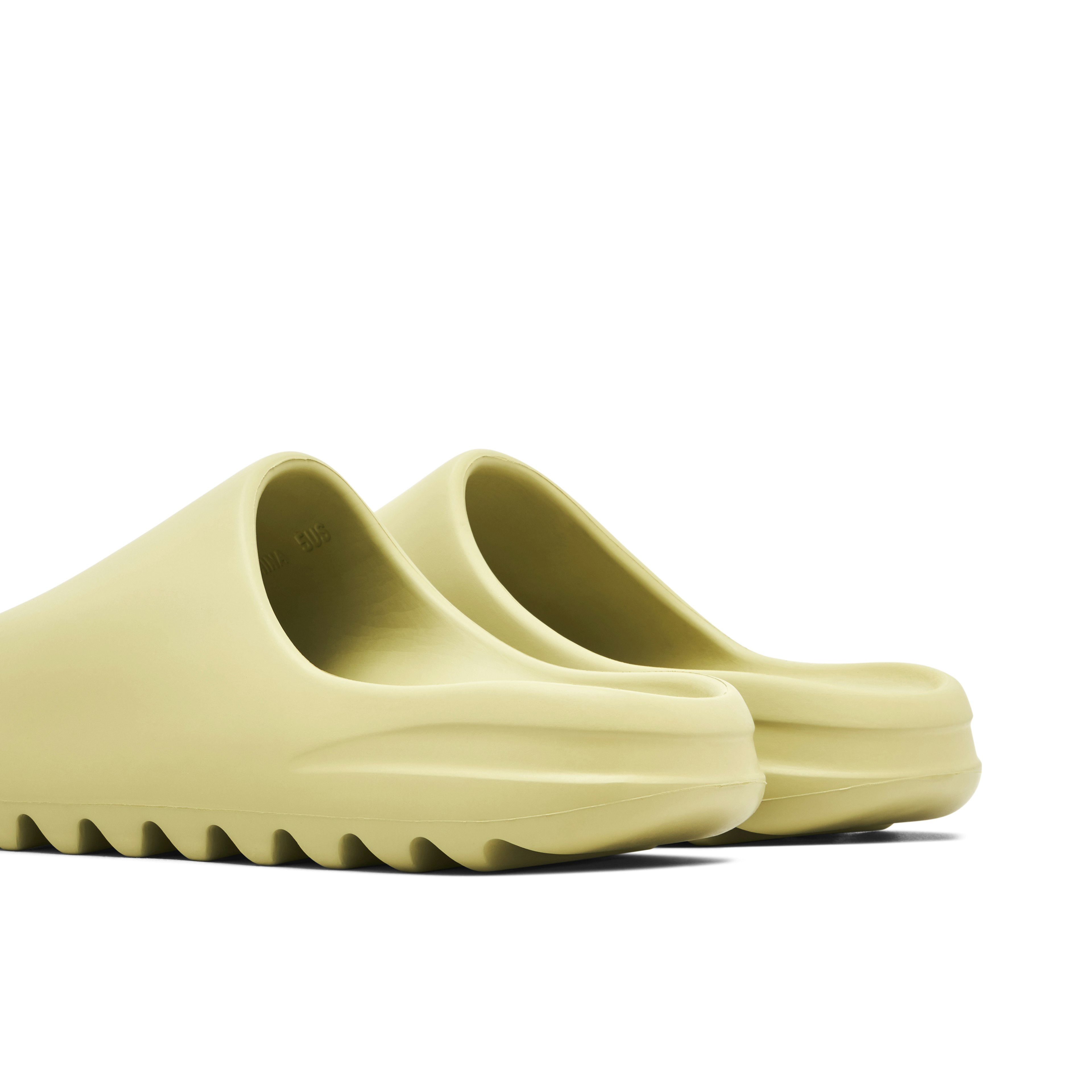Yeezy Slides Resin 2021