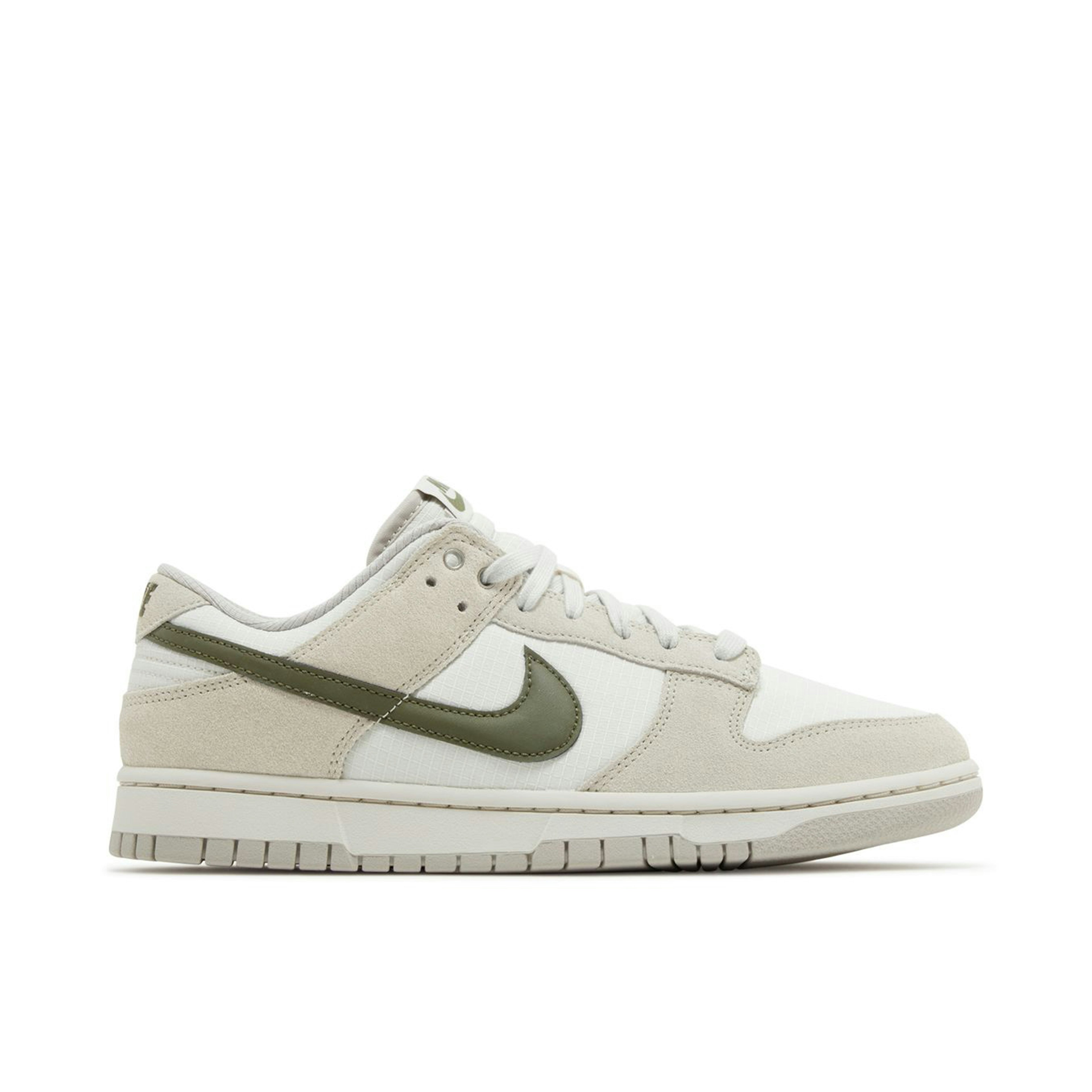 Nike Dunk Low Leaf Veins