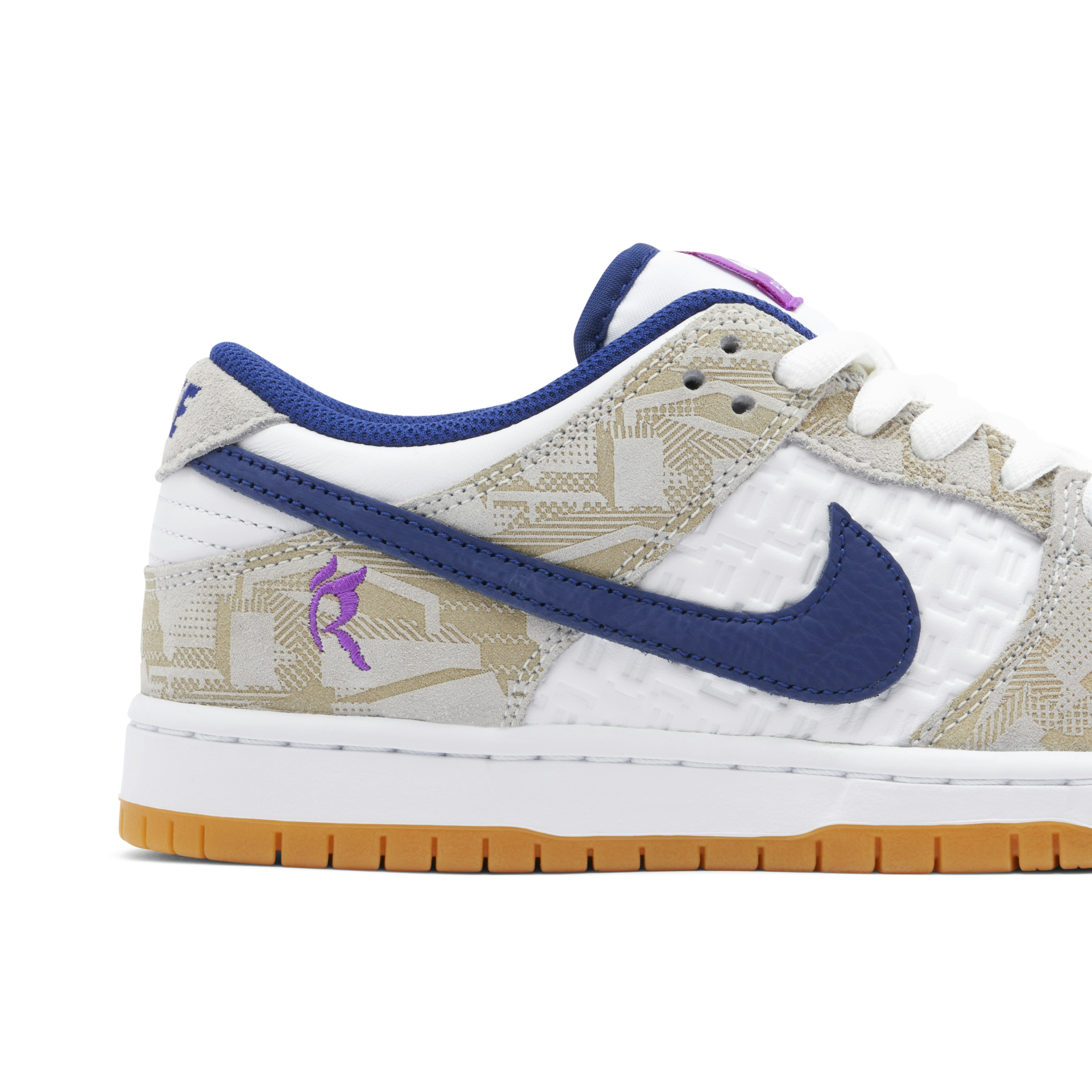 Nike SB Dunk Low x Rayssa Leal