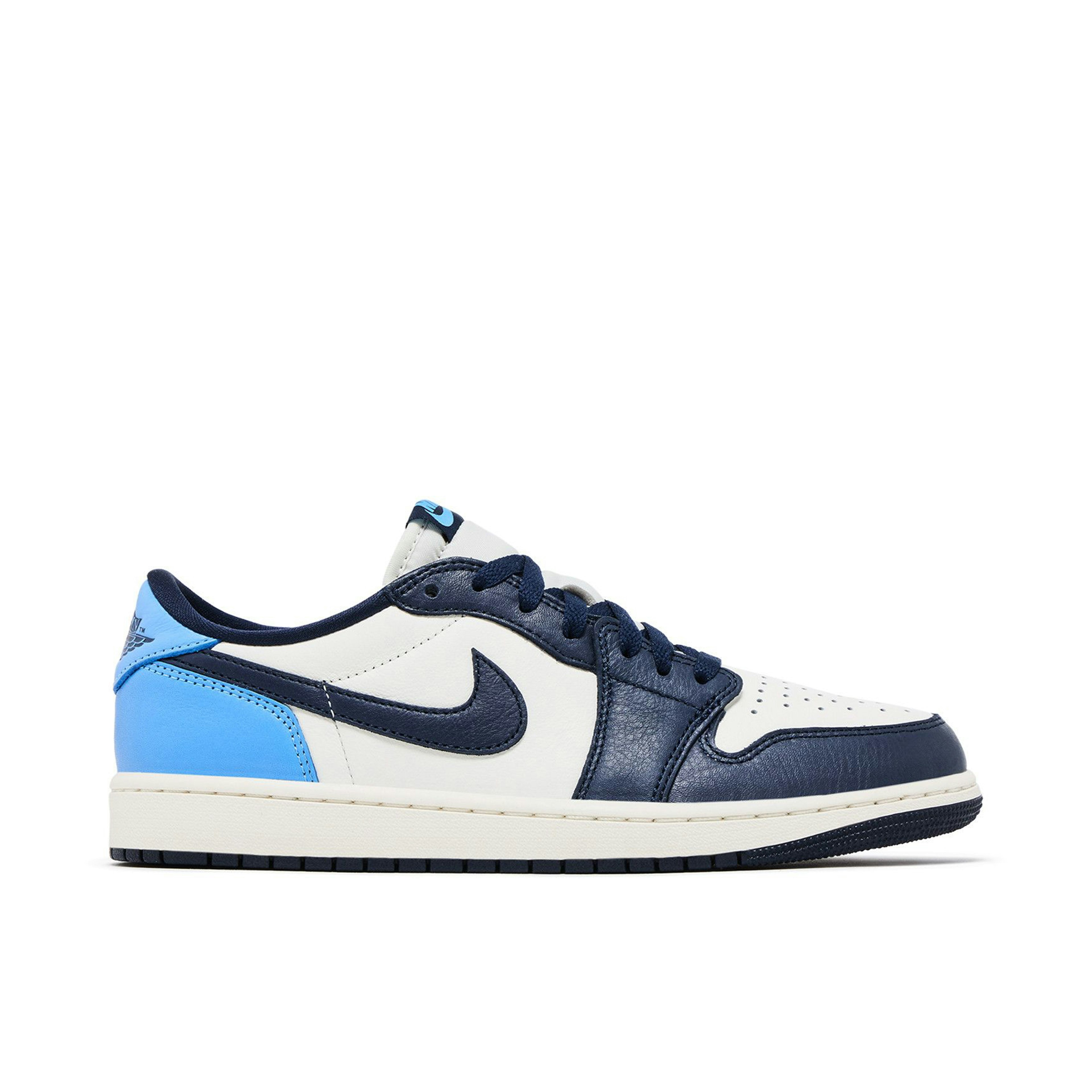 Air Jordan 1 Low OG Obsidian UNC