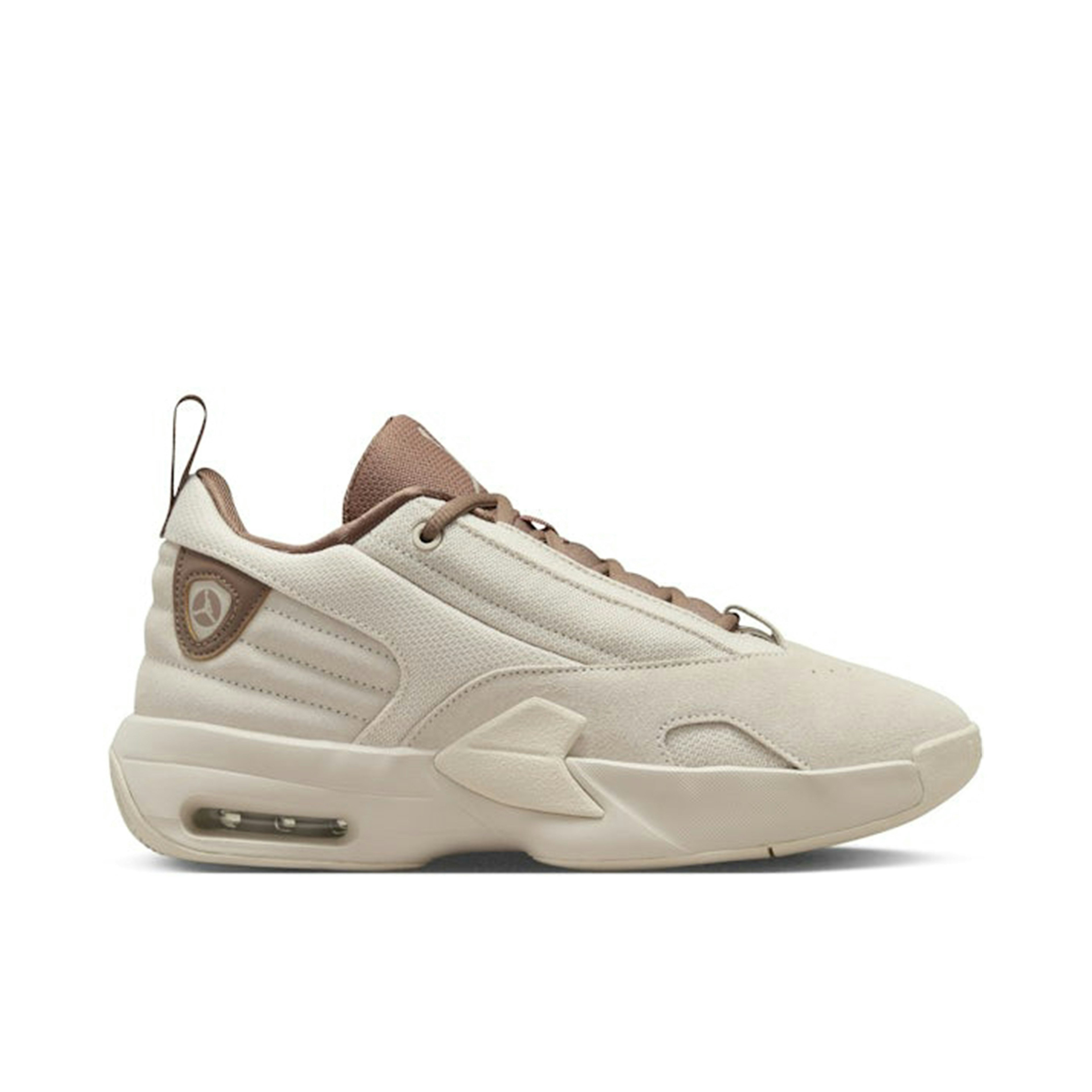 Air Jordan Max Aura 6 Legend Light Brown Archaeo Brown Womens