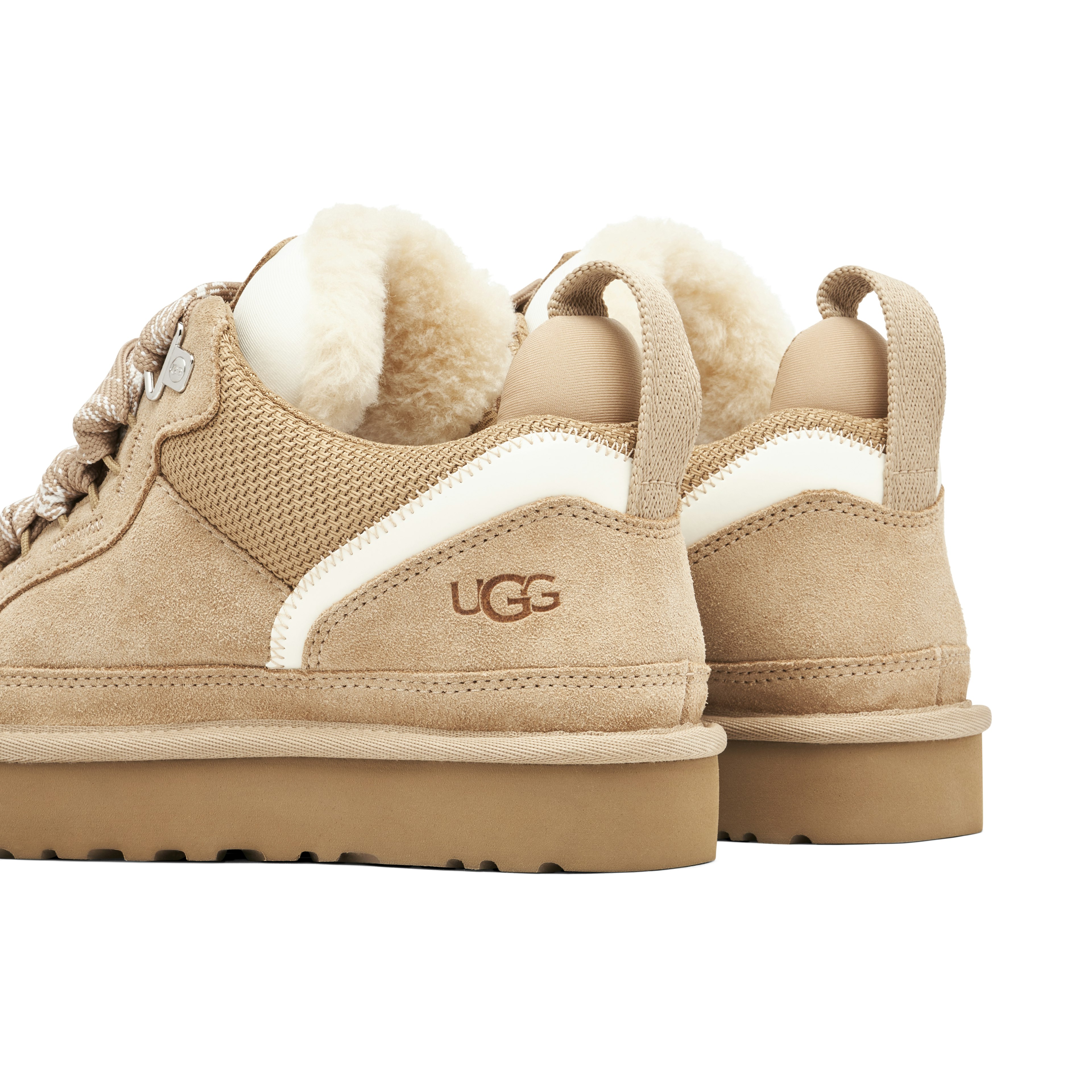 UGG Lowmel Sand Womens