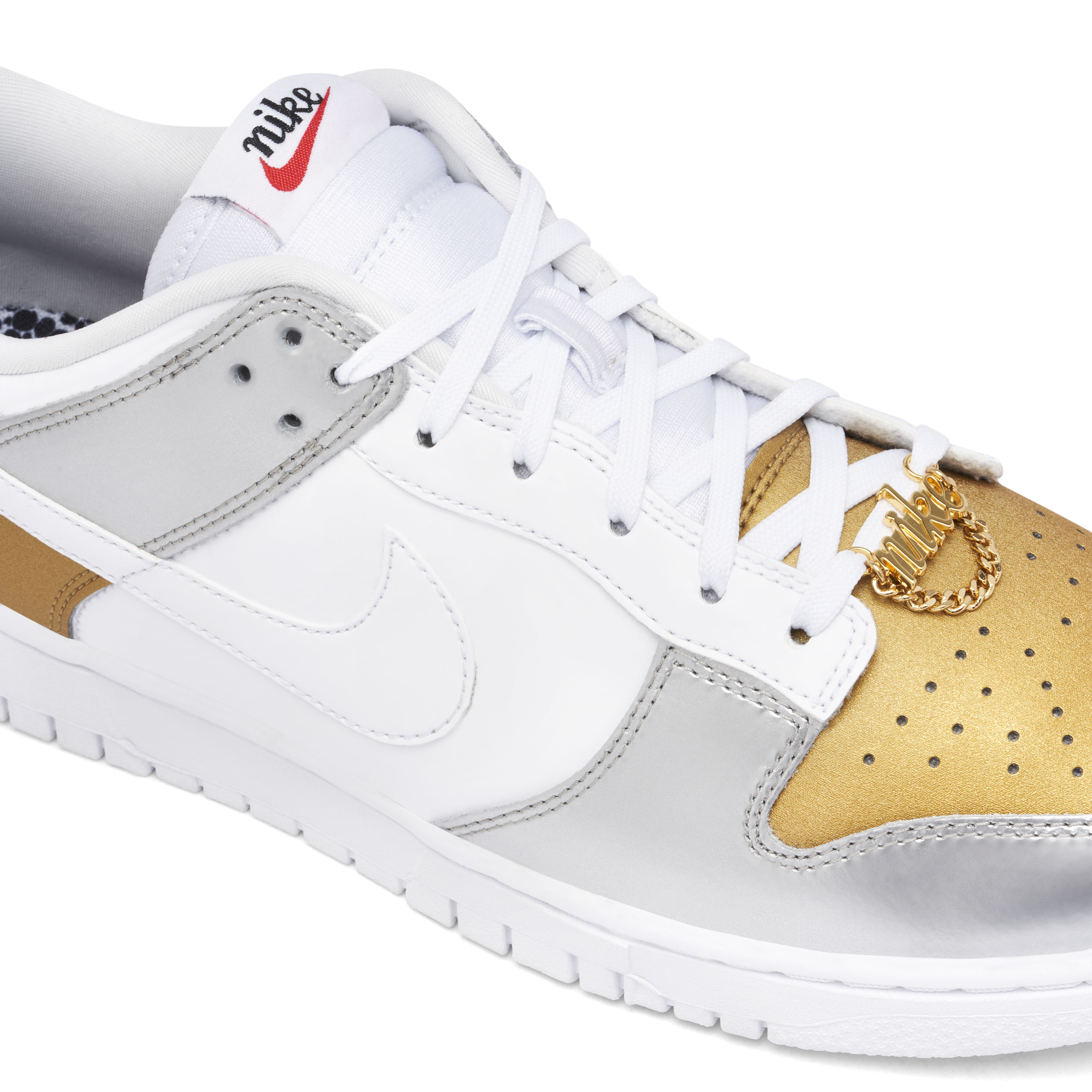 Nike online dunk low Disrupt metallic