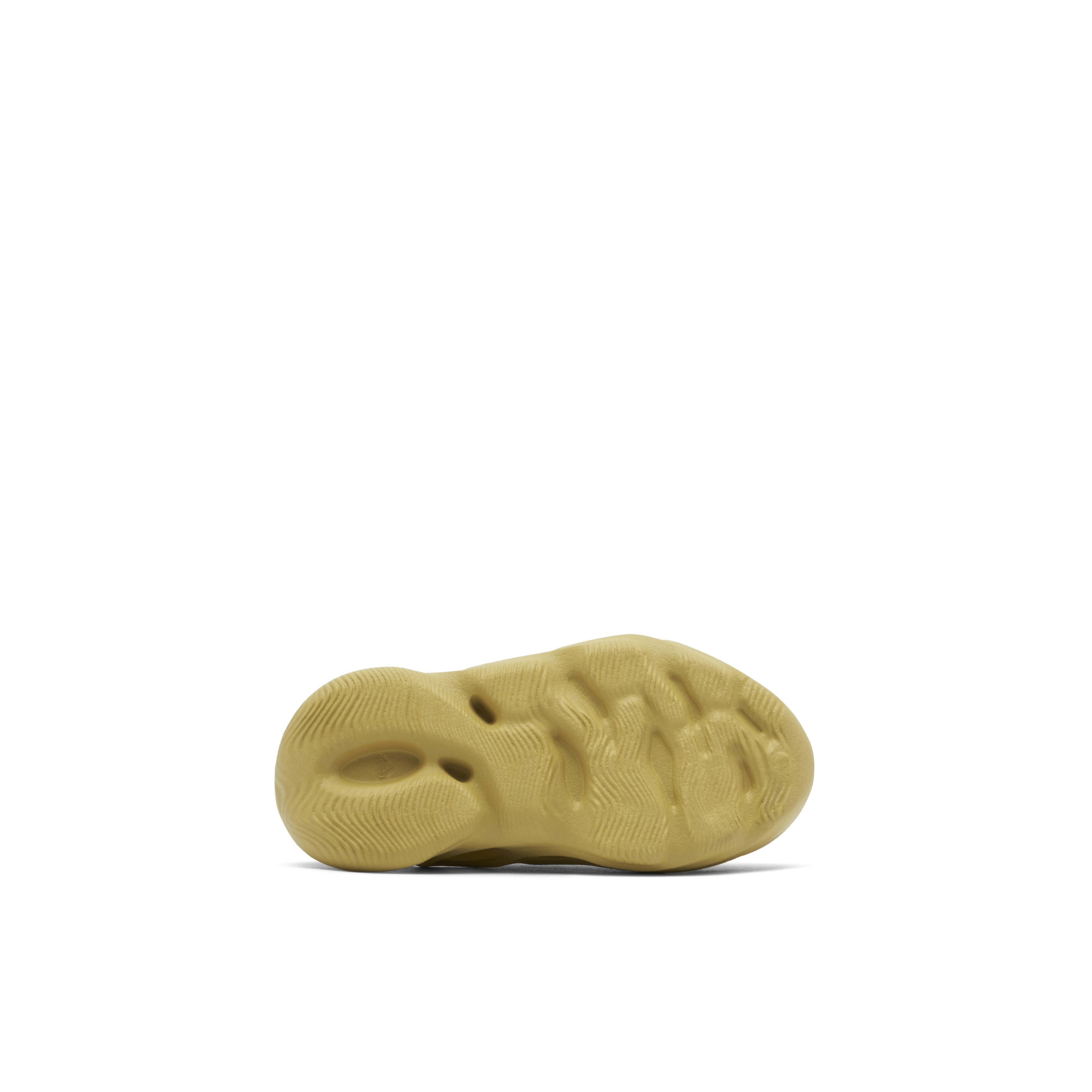 Yeezy Foam Runner Sulfur Infants