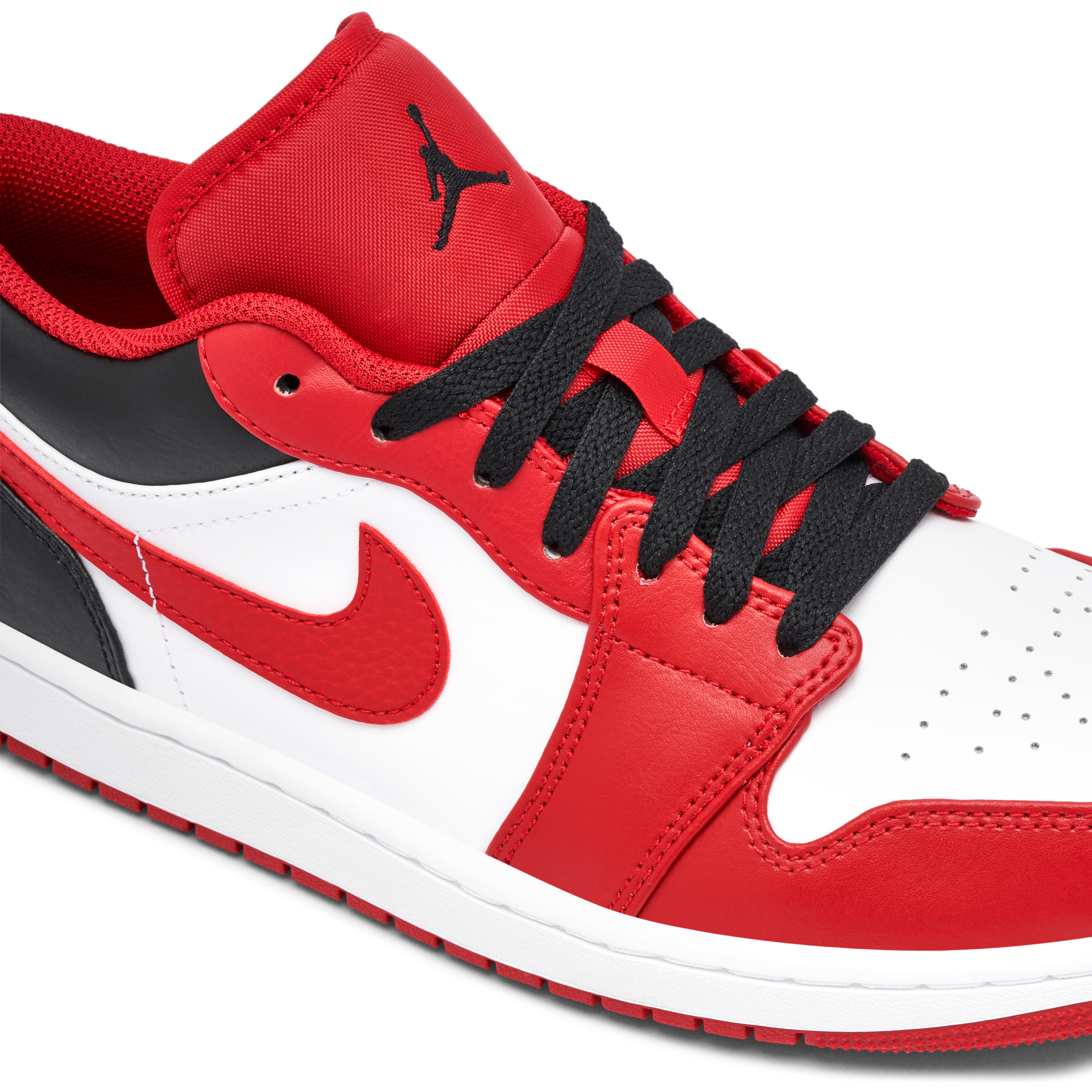 Air jordan 1 low bulls size 4Y on sale