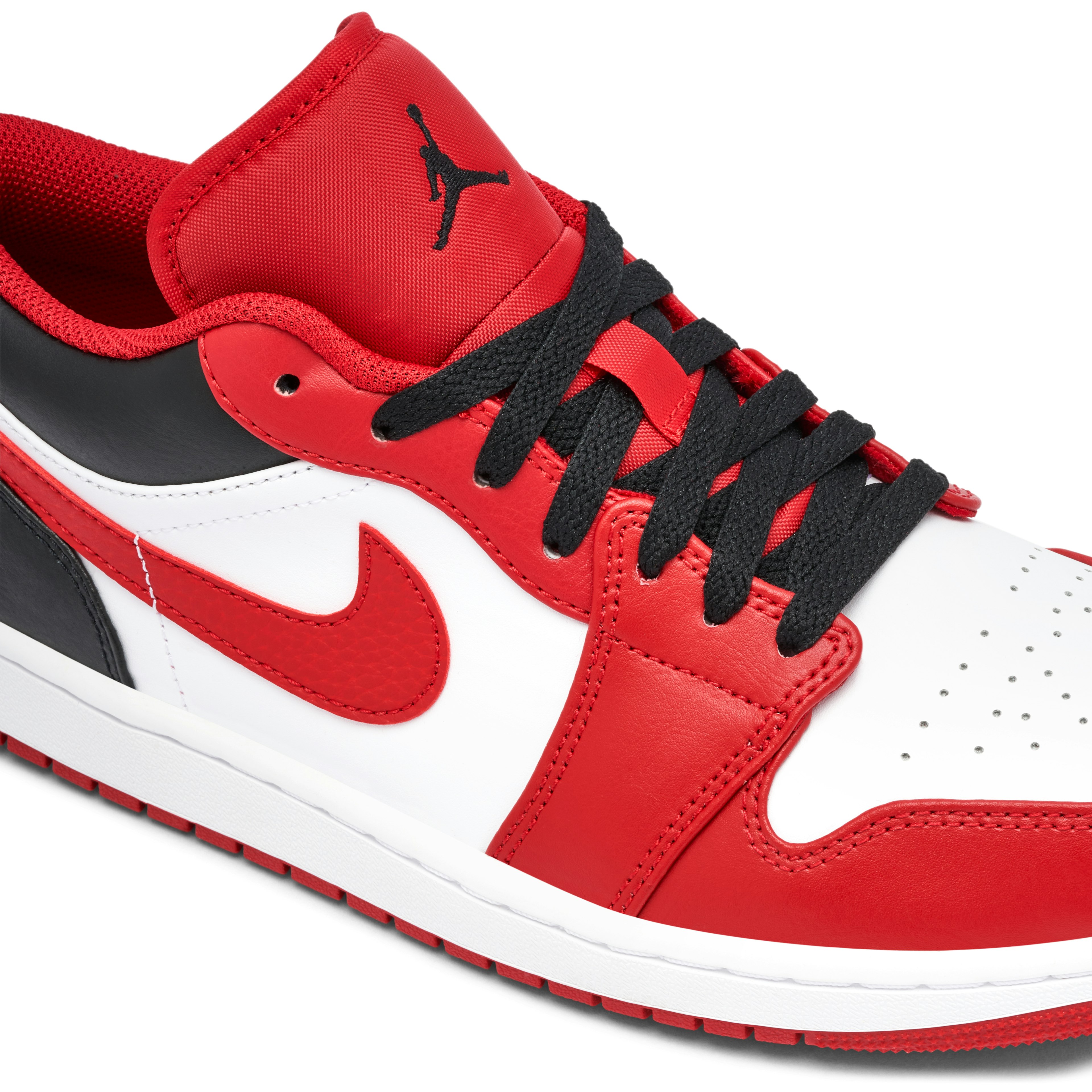 Air Jordan 1 Low Bulls