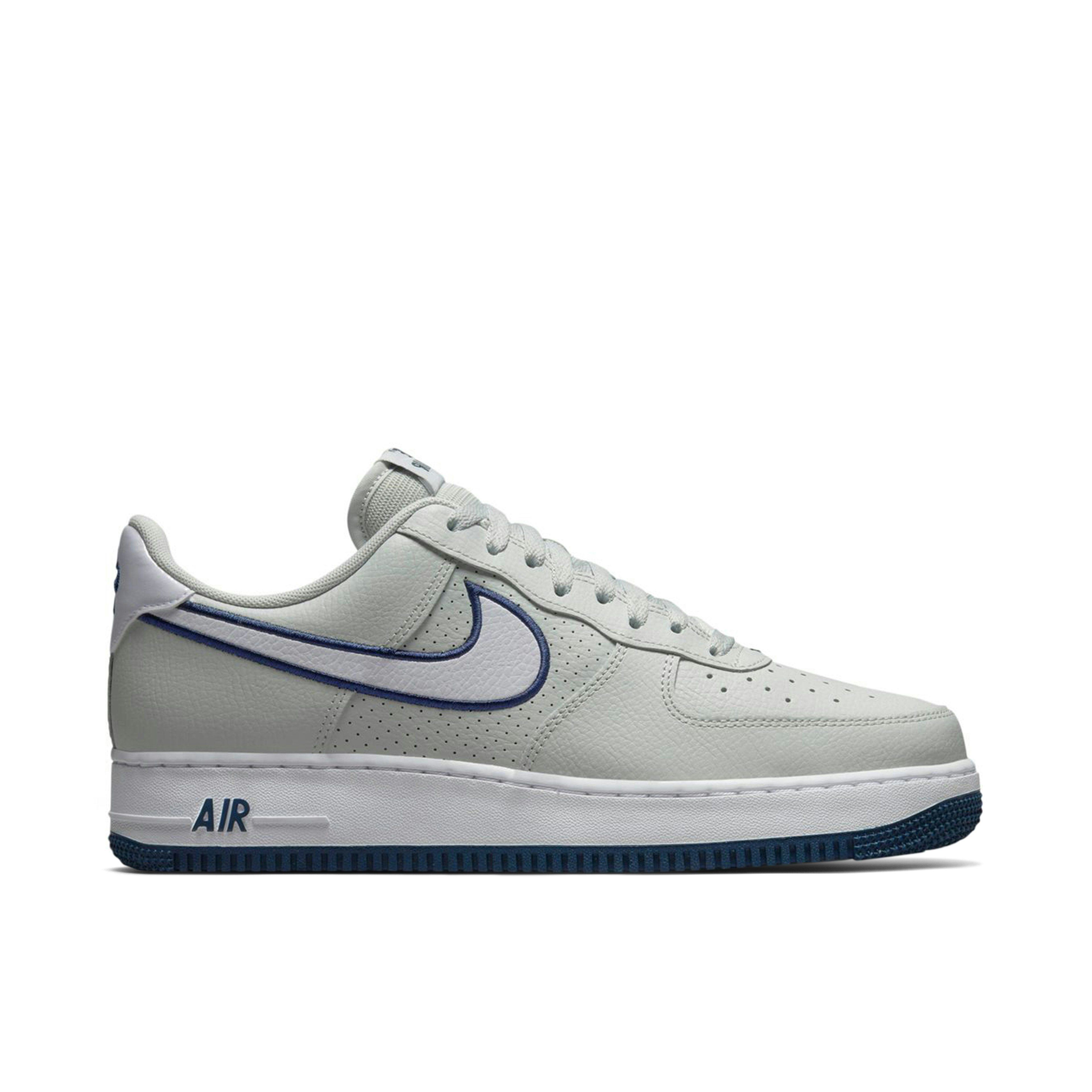 Nike Air Force 1 07 Low Photon Dust Midnight Navy