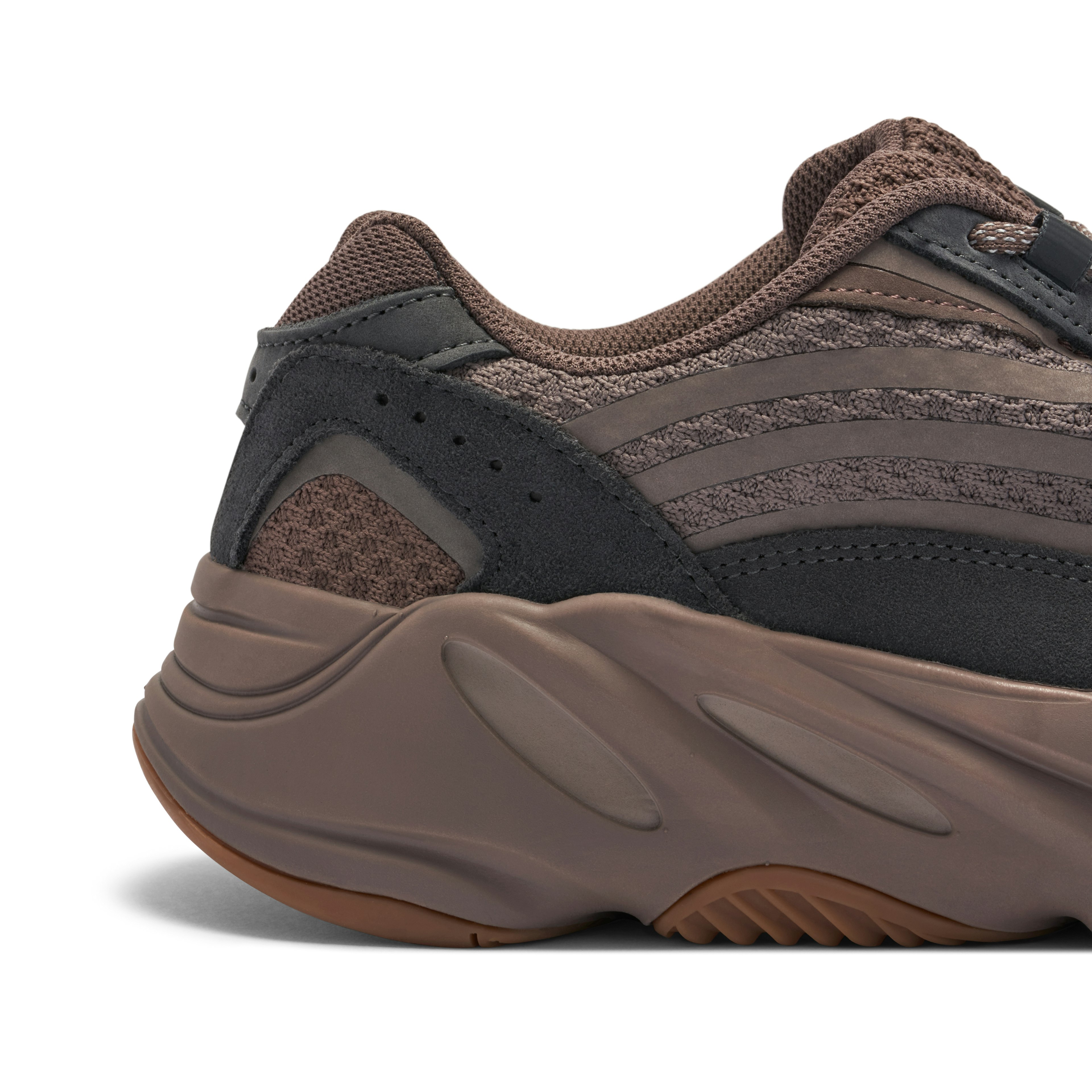 Yeezy Boost 700 V2 Mauve