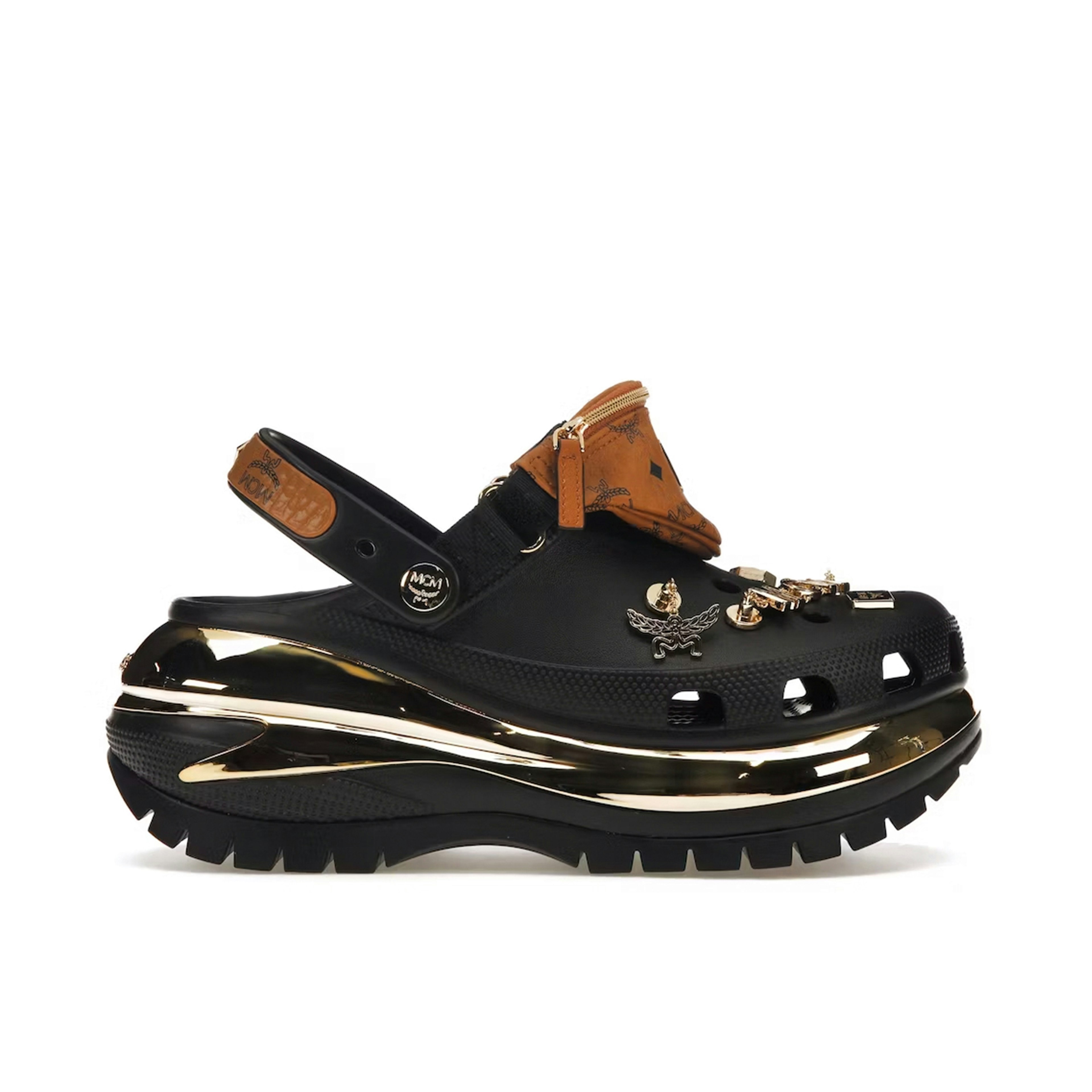 Crocs Classic Mega Crush Clog MCM Belt Bag Black