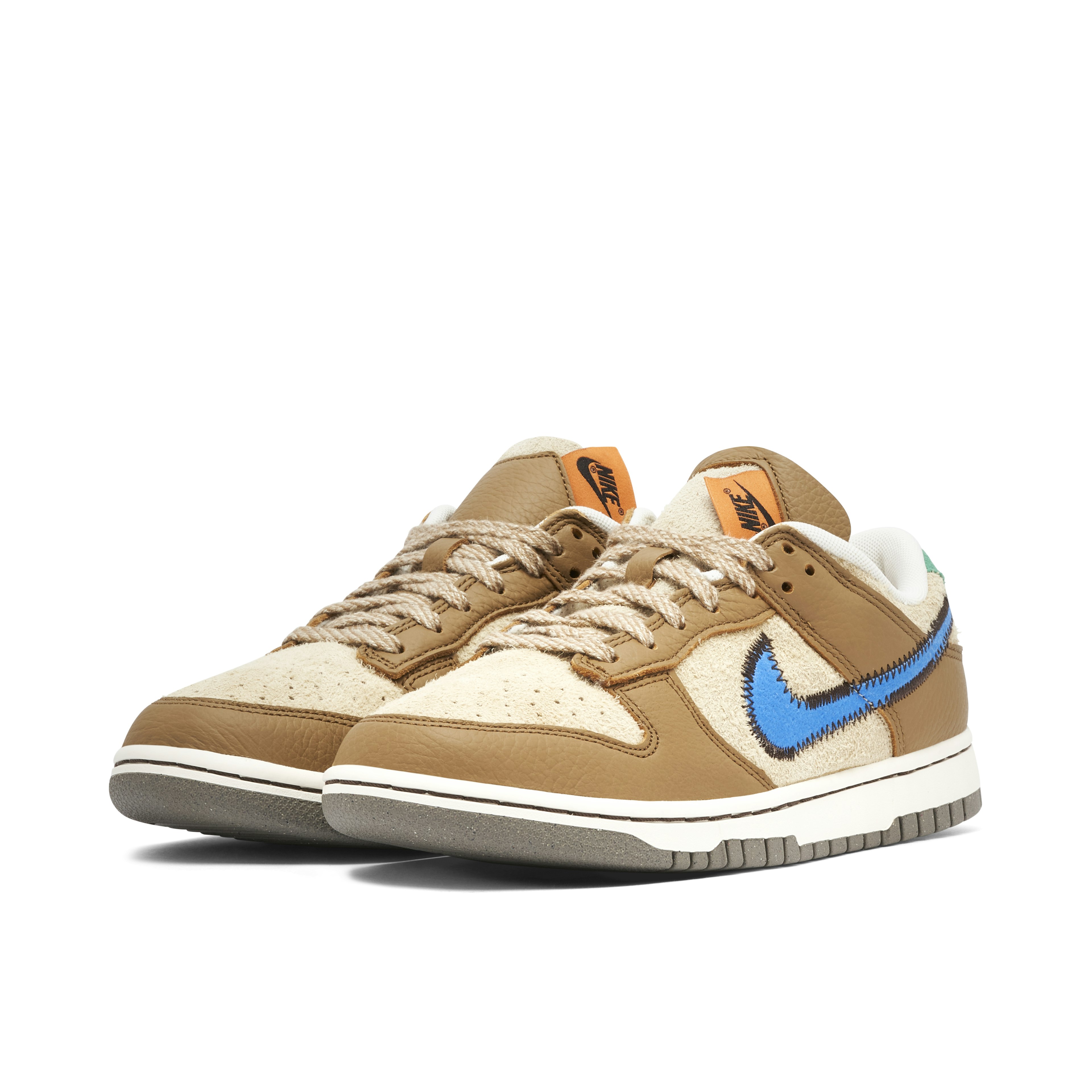 Size? x Nike Dunk Low