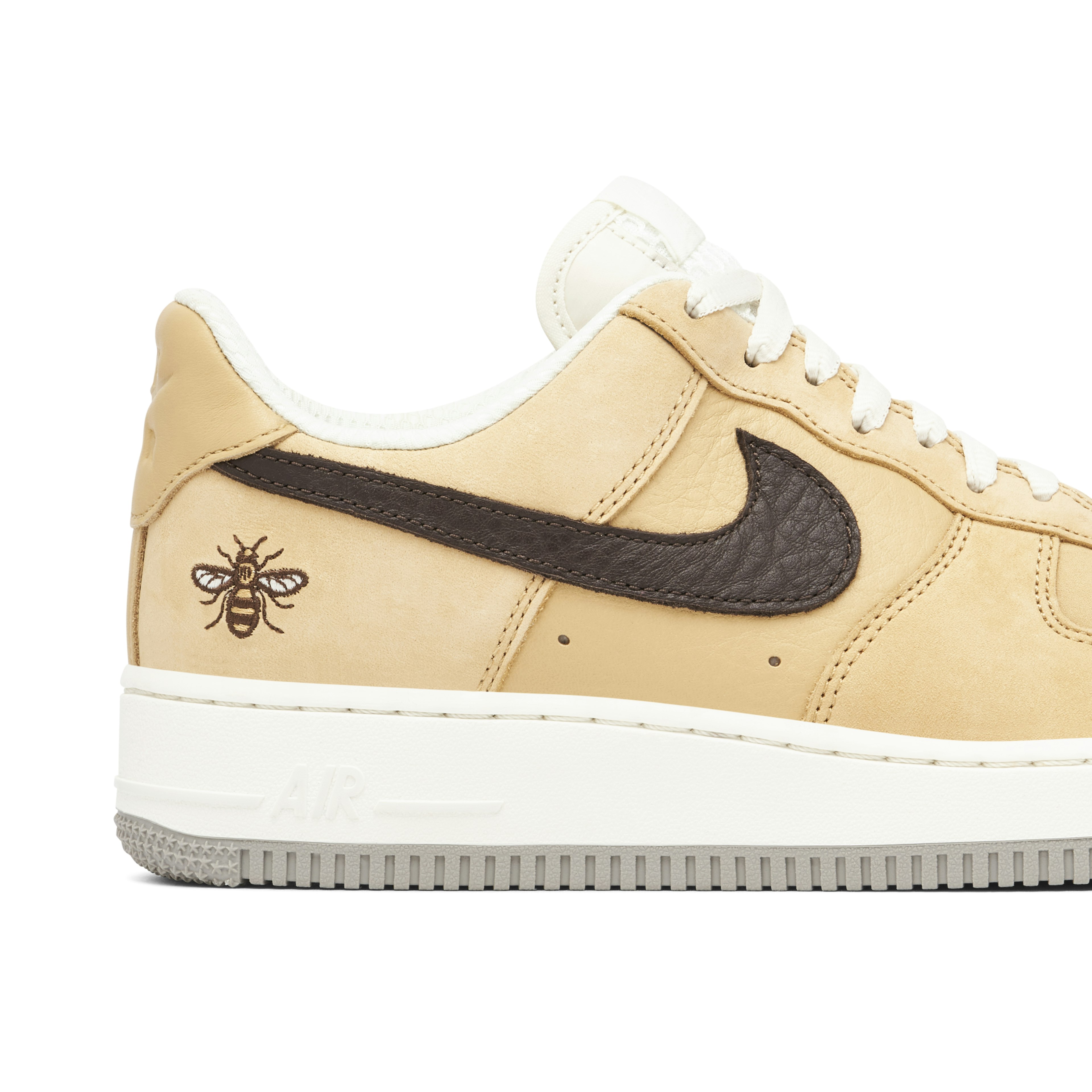 Nike Air Force 1 Manchester Bee