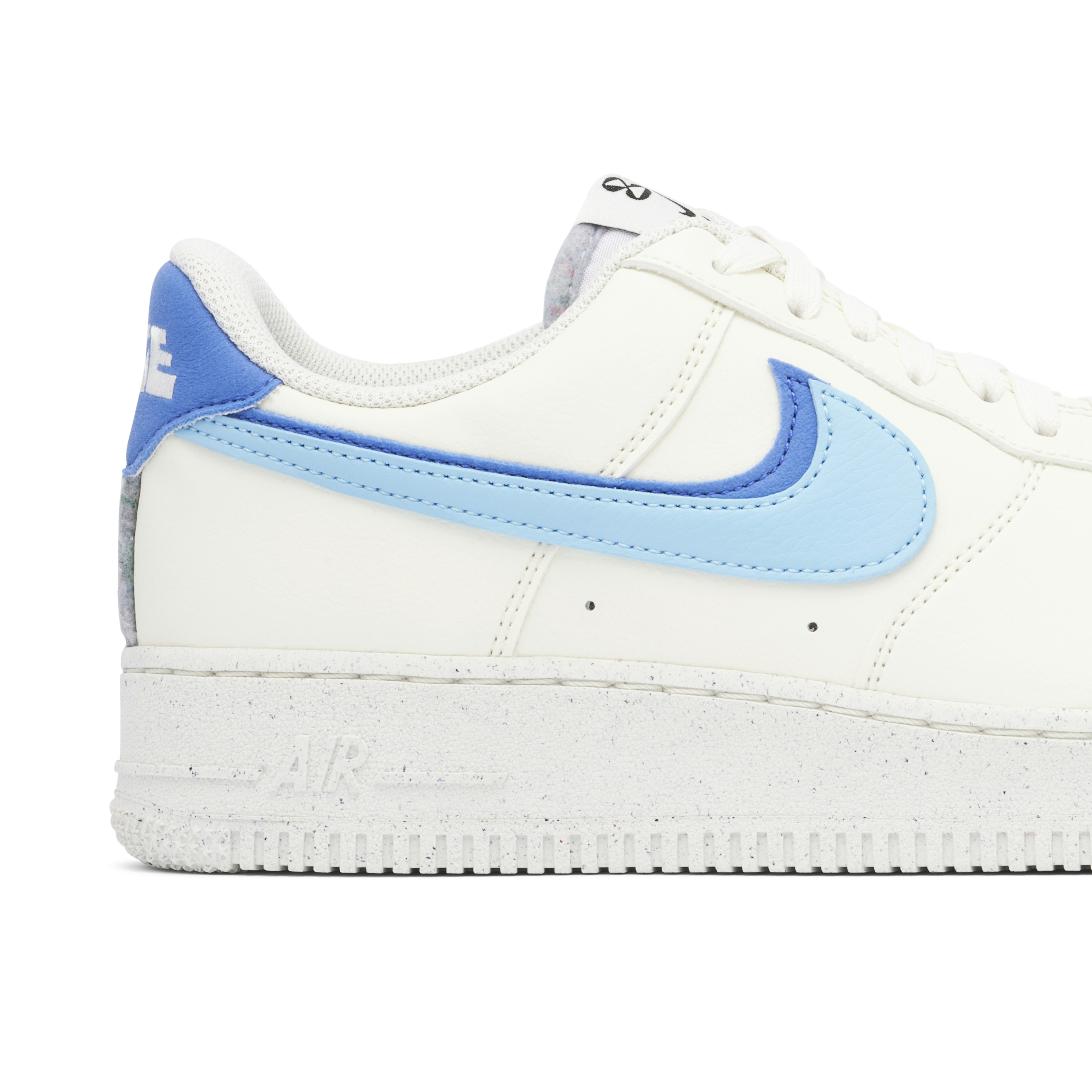 Nike Air Force 1 07 LV 8 82 Blue Chill