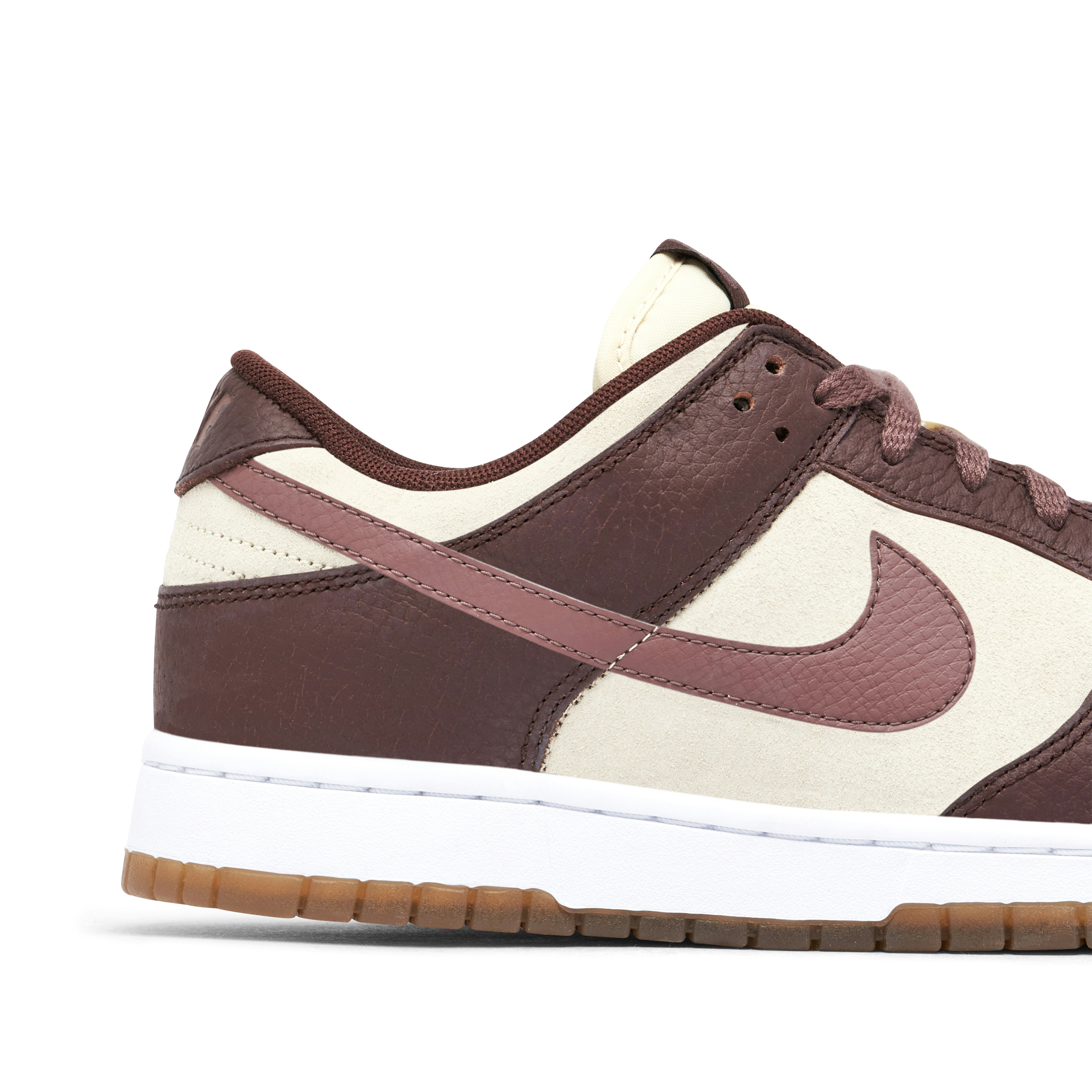 Nike Dunk Low Plum Eclipse