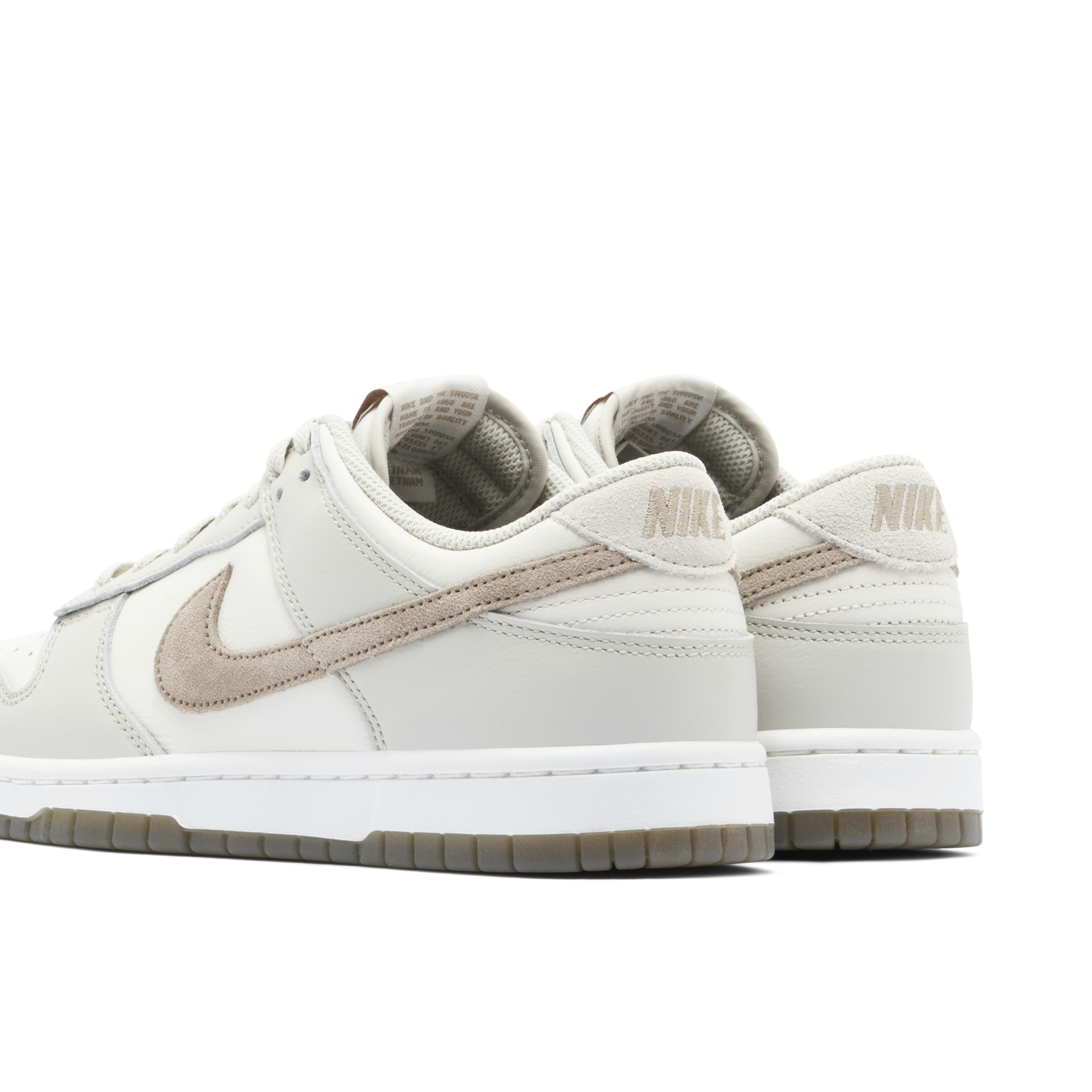 Nike Dunk Low SE Phantom Khaki