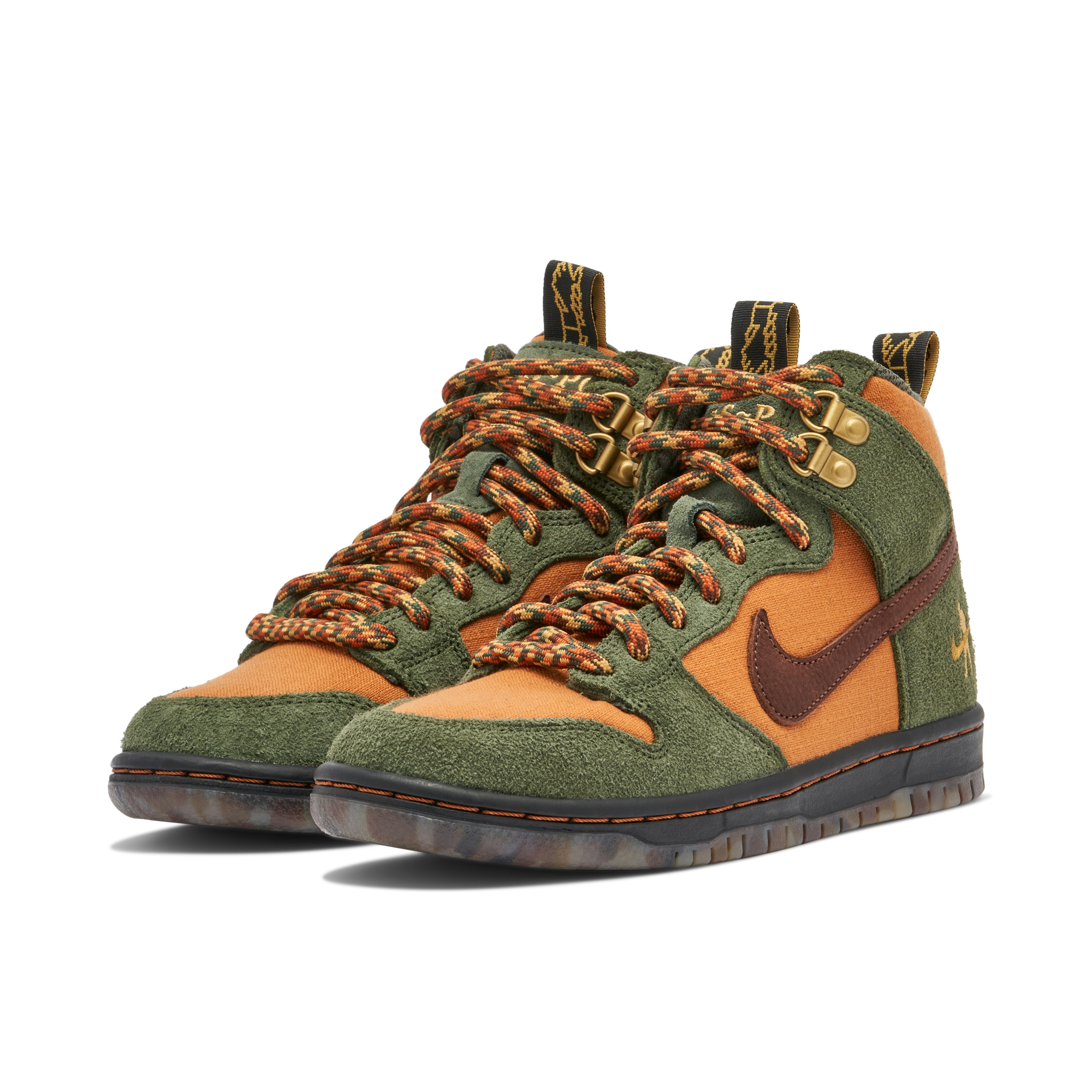 Pass-Port x Nike SB Dunk High Workboot