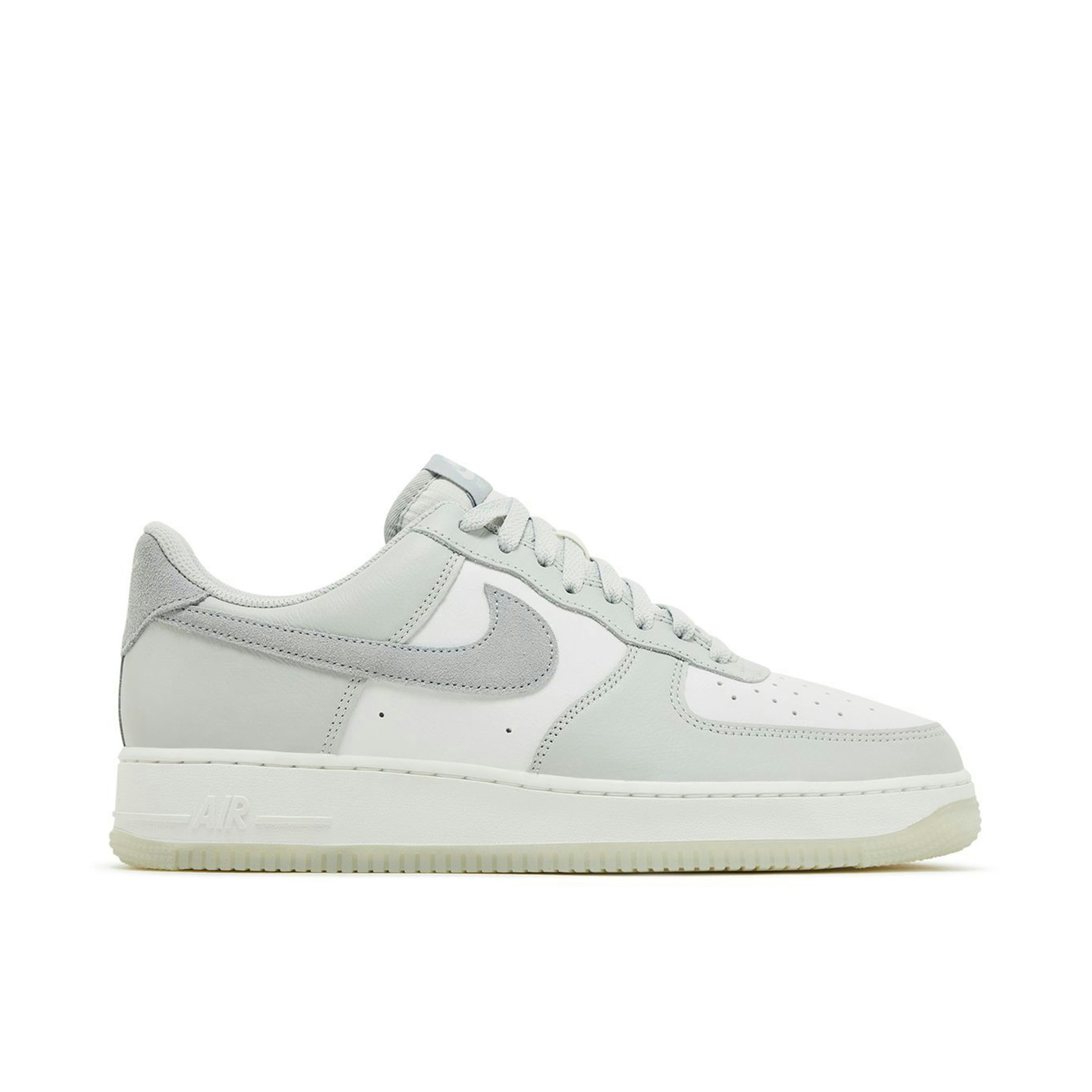 Nike Air Force 1 '07 Light Silver Pumice