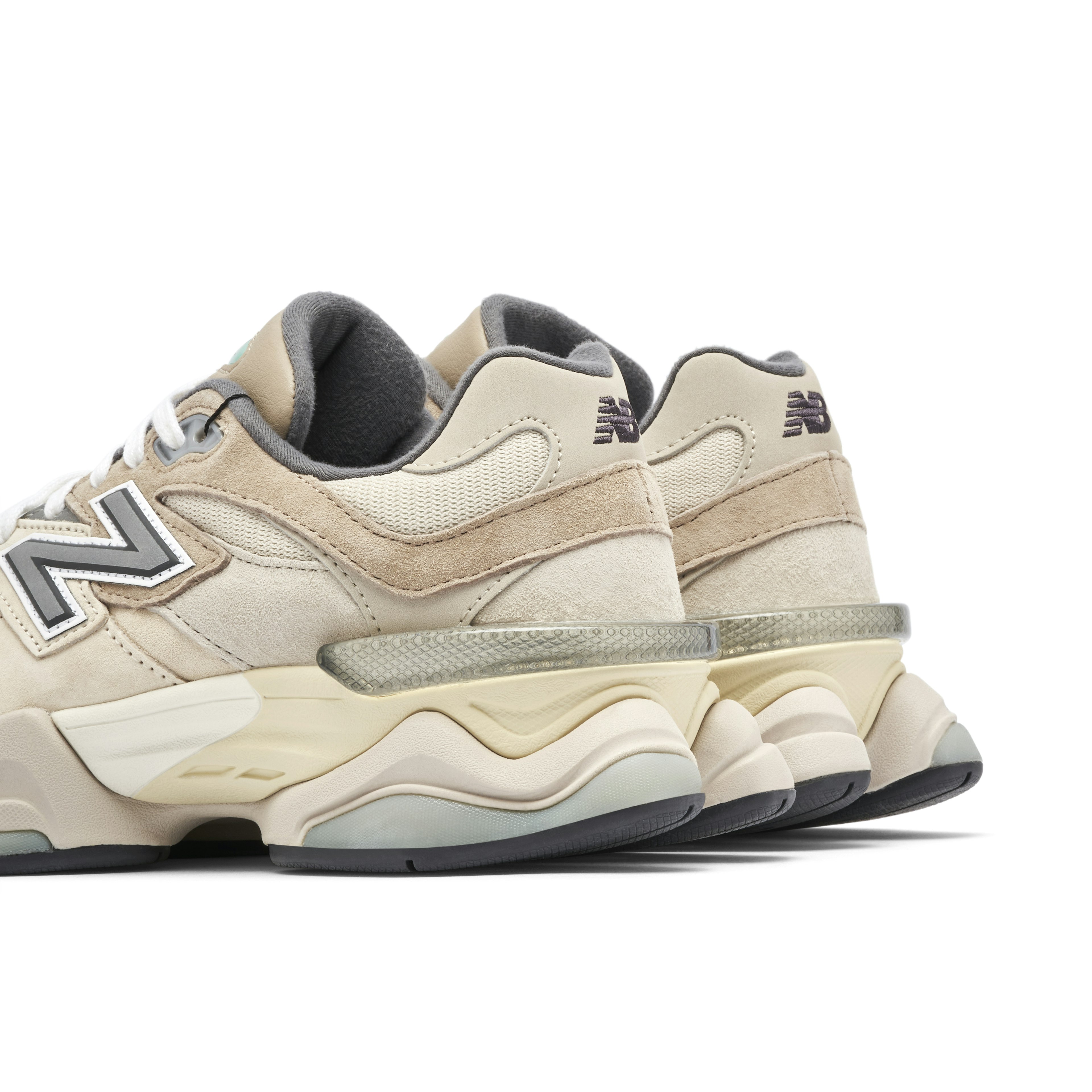 New Balance 9060 Sea Salt Surf